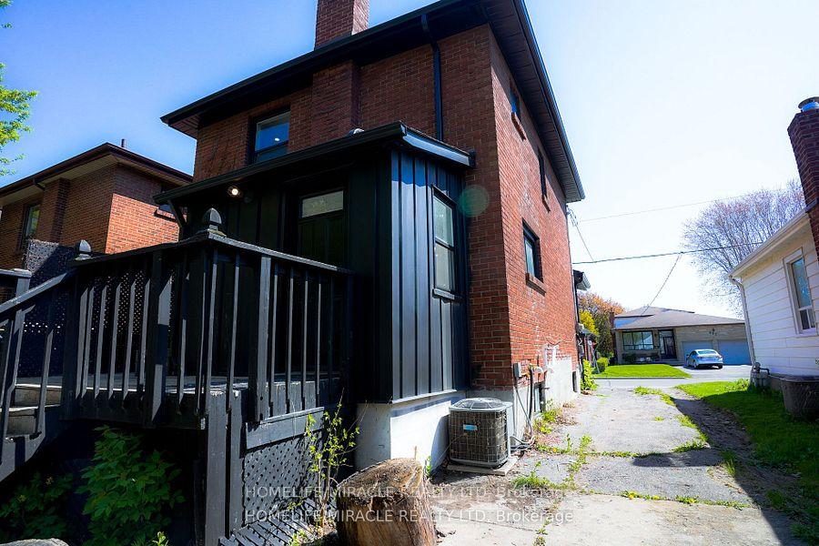Photo 40 of 232 Burk Street, Oshawa, Vanier — HOMEH