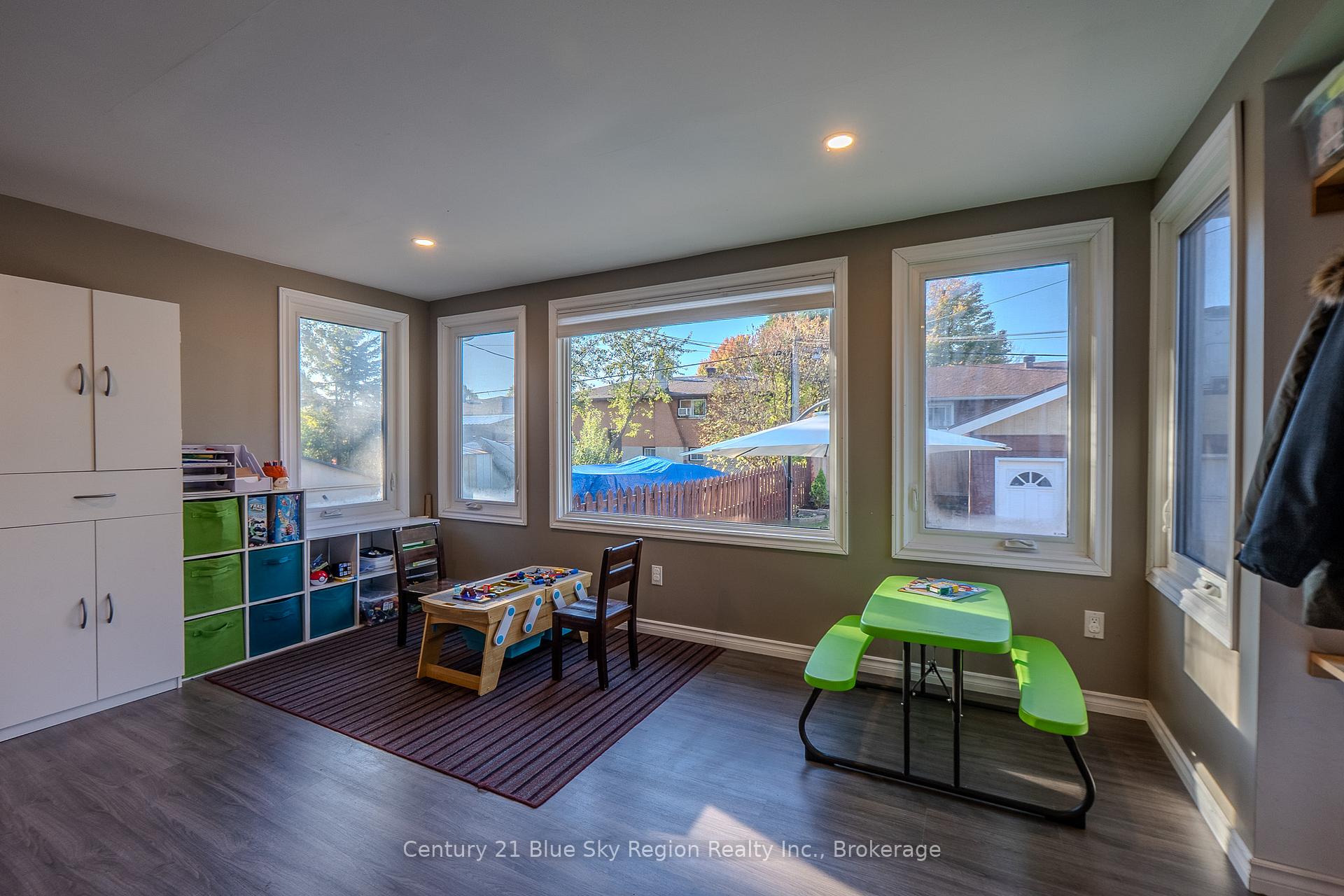 Photo 18 of 859 Tackaberry Drive, North Bay, West End — HOMEH
