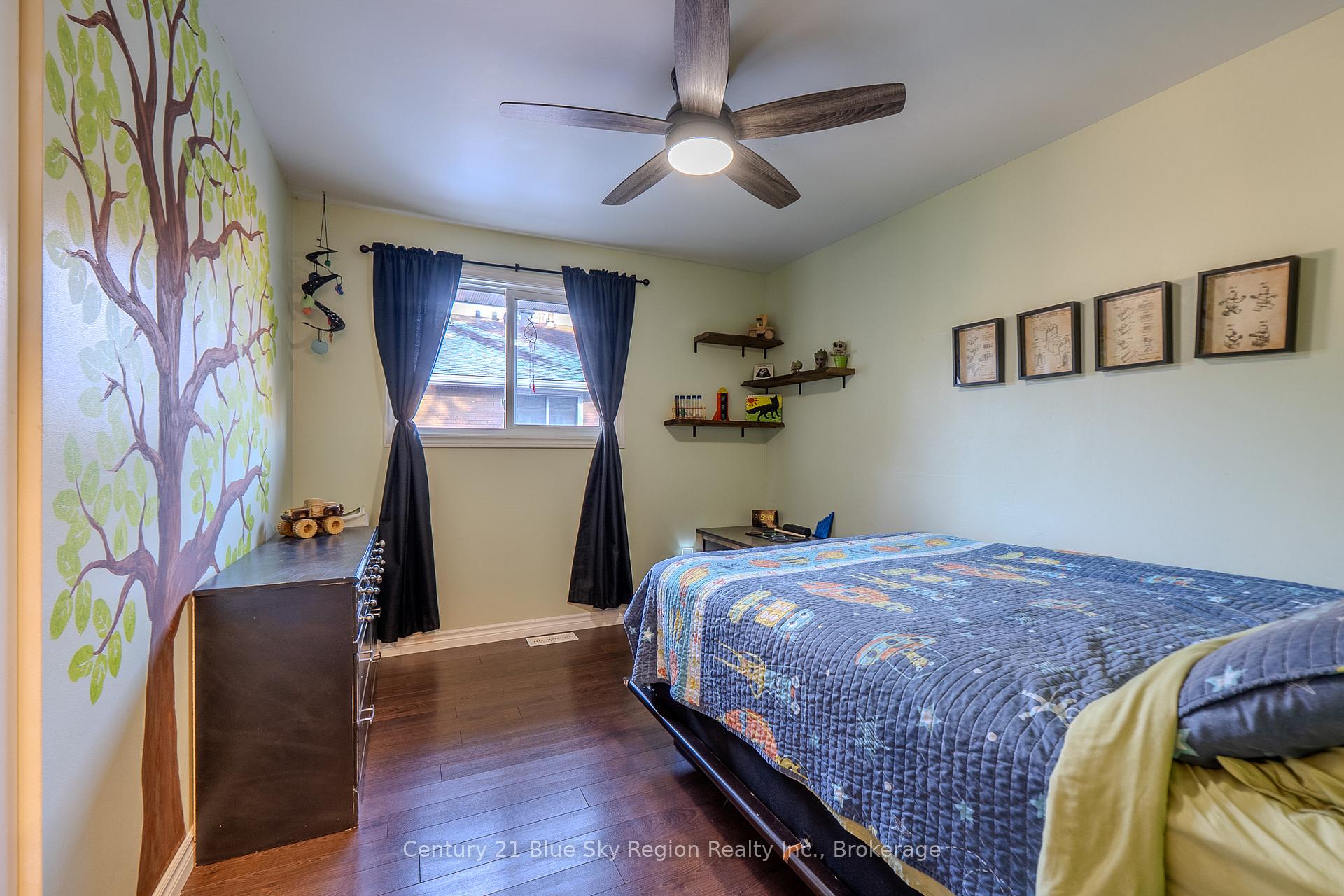 Photo 23 of 859 Tackaberry Drive, North Bay, West End — HOMEH