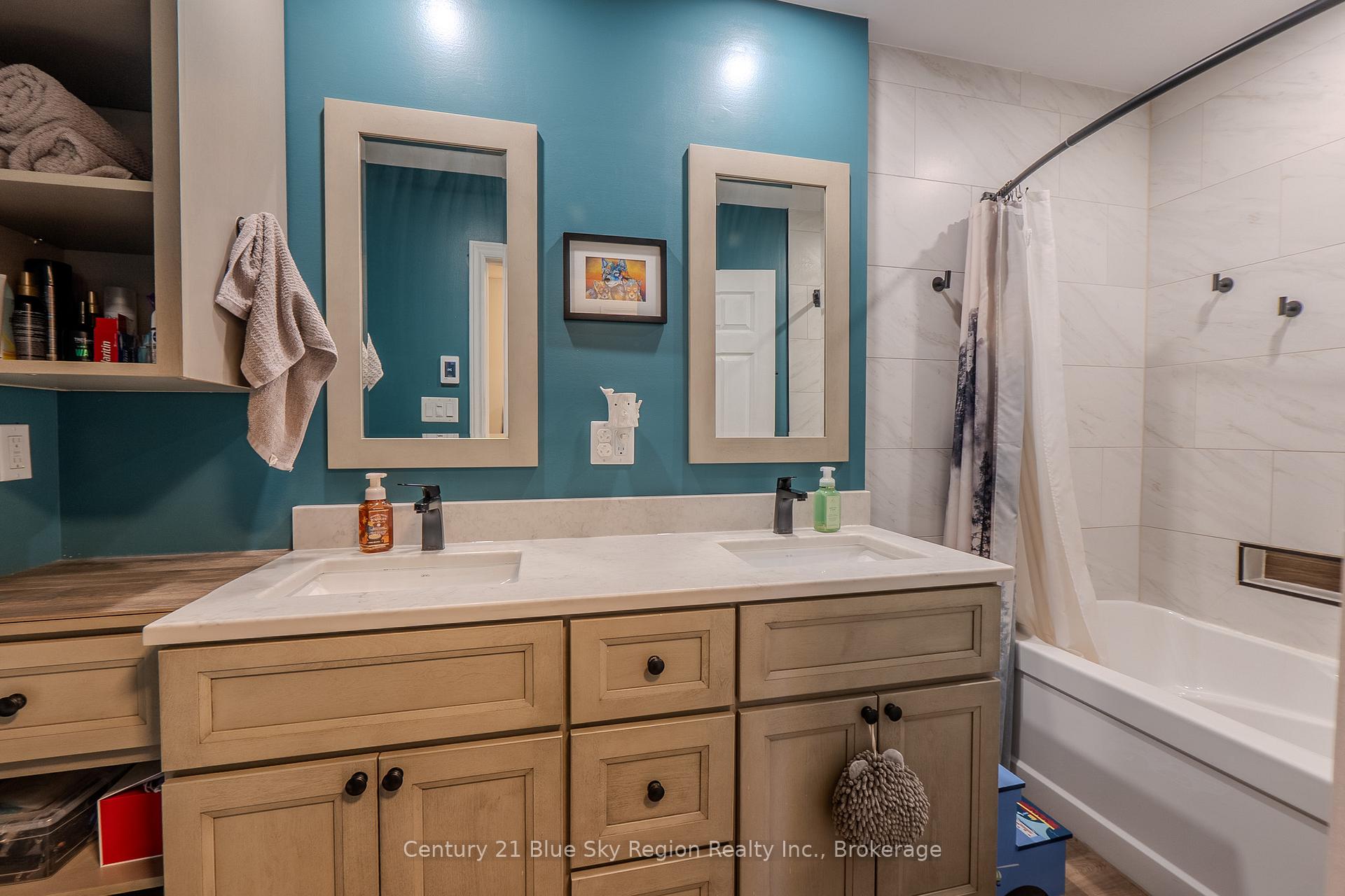 Photo 25 of 859 Tackaberry Drive, North Bay, West End — HOMEH