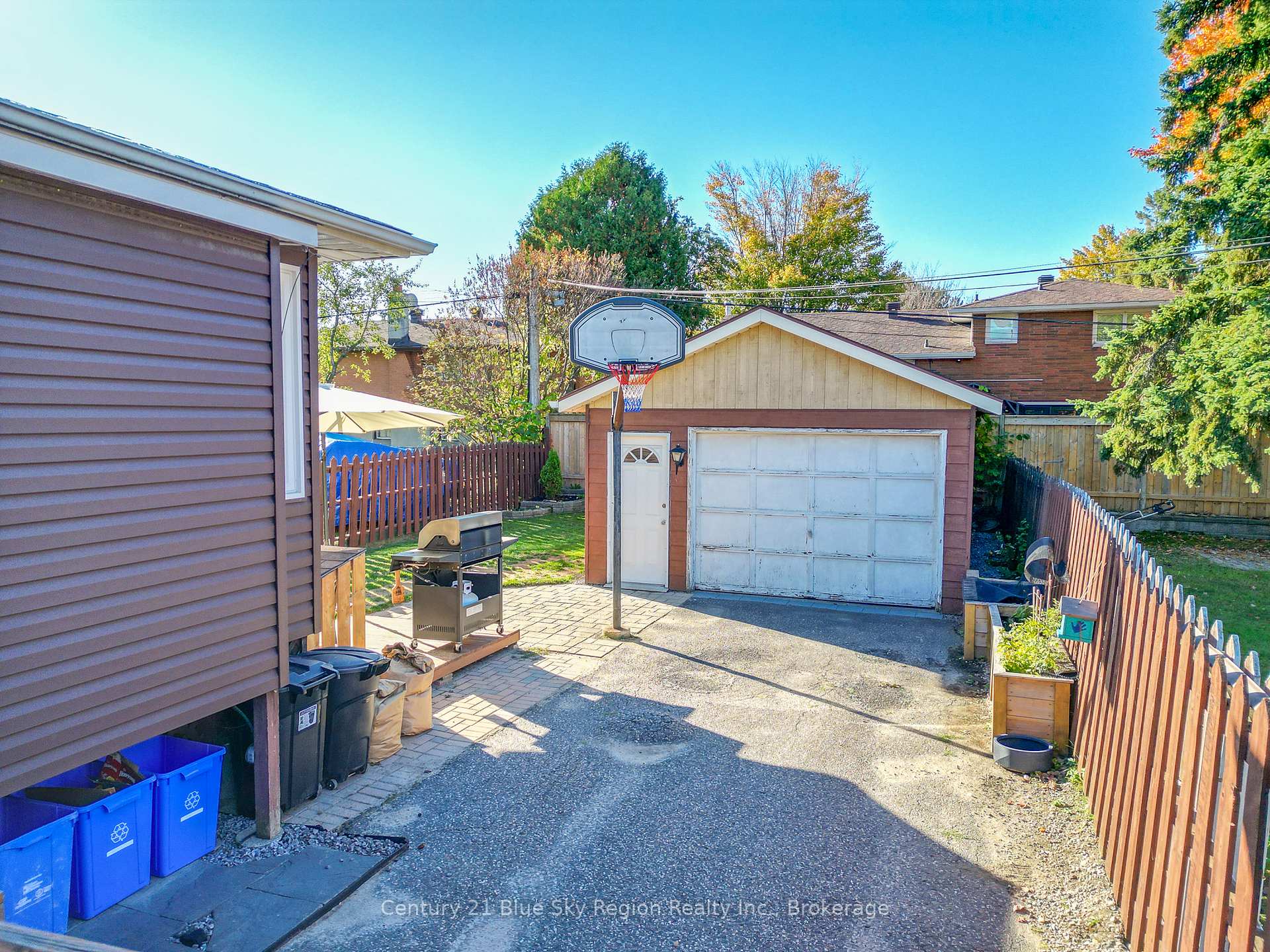 Photo 39 of 859 Tackaberry Drive, North Bay, West End — HOMEH