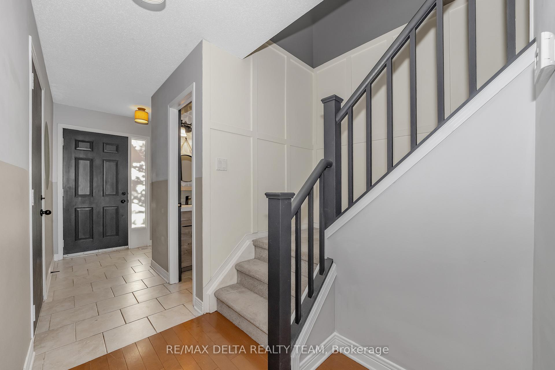 Photo 12 of 1423 Caravel Crescent, Ottawa, Bilberry Creek/Queenswood Heights — HOMEH