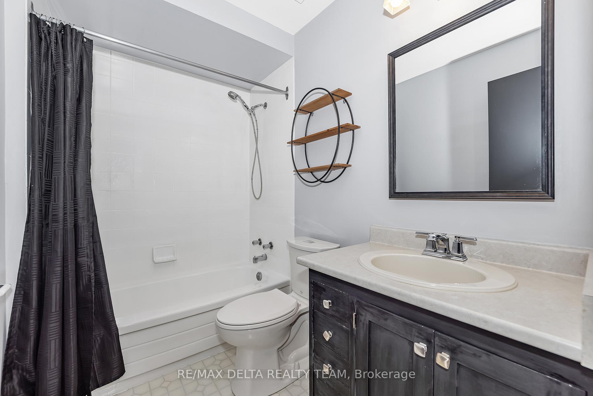 Photo 15 of 1423 Caravel Crescent, Ottawa, Bilberry Creek/Queenswood Heights — HOMEH