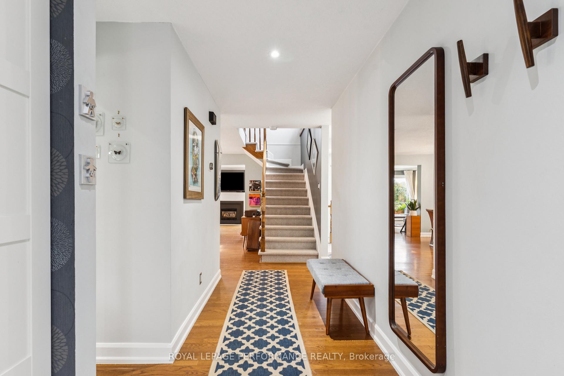 Photo 4 of 688 Thicket Way, Ottawa, Fallingbrook/Gardenway South — HOMEH