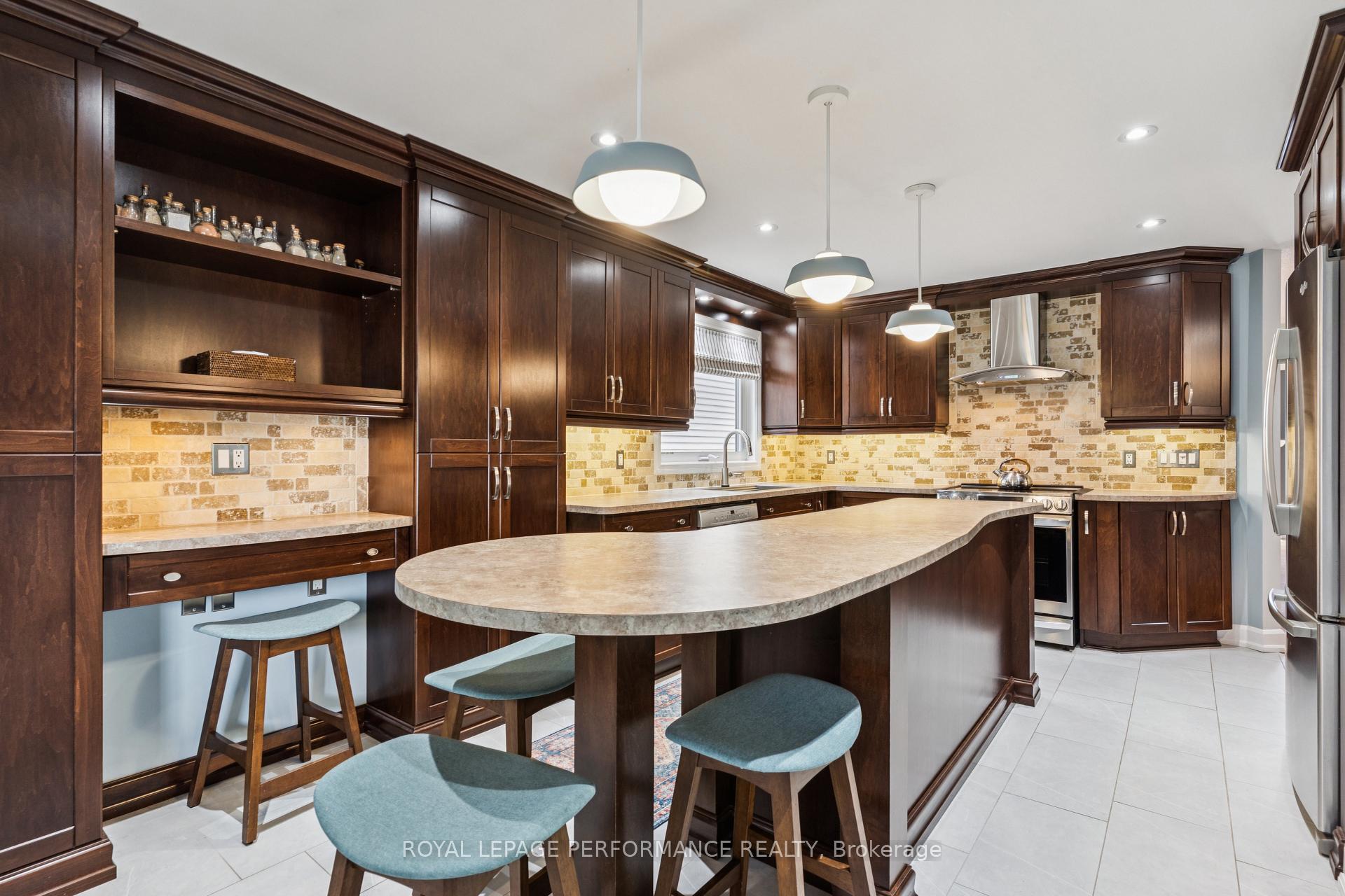 Photo 15 of 688 Thicket Way, Ottawa, Fallingbrook/Gardenway South — HOMEH