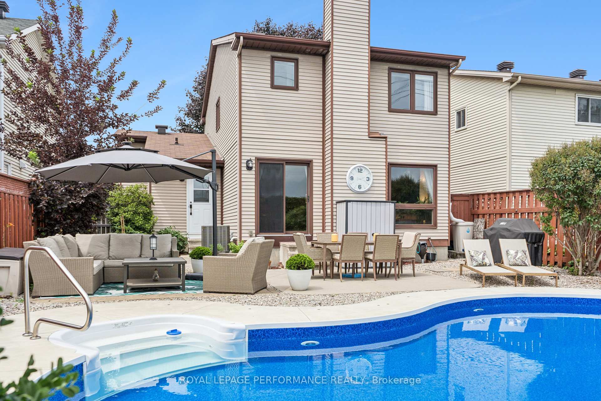 Photo 37 of 688 Thicket Way, Ottawa, Fallingbrook/Gardenway South — HOMEH