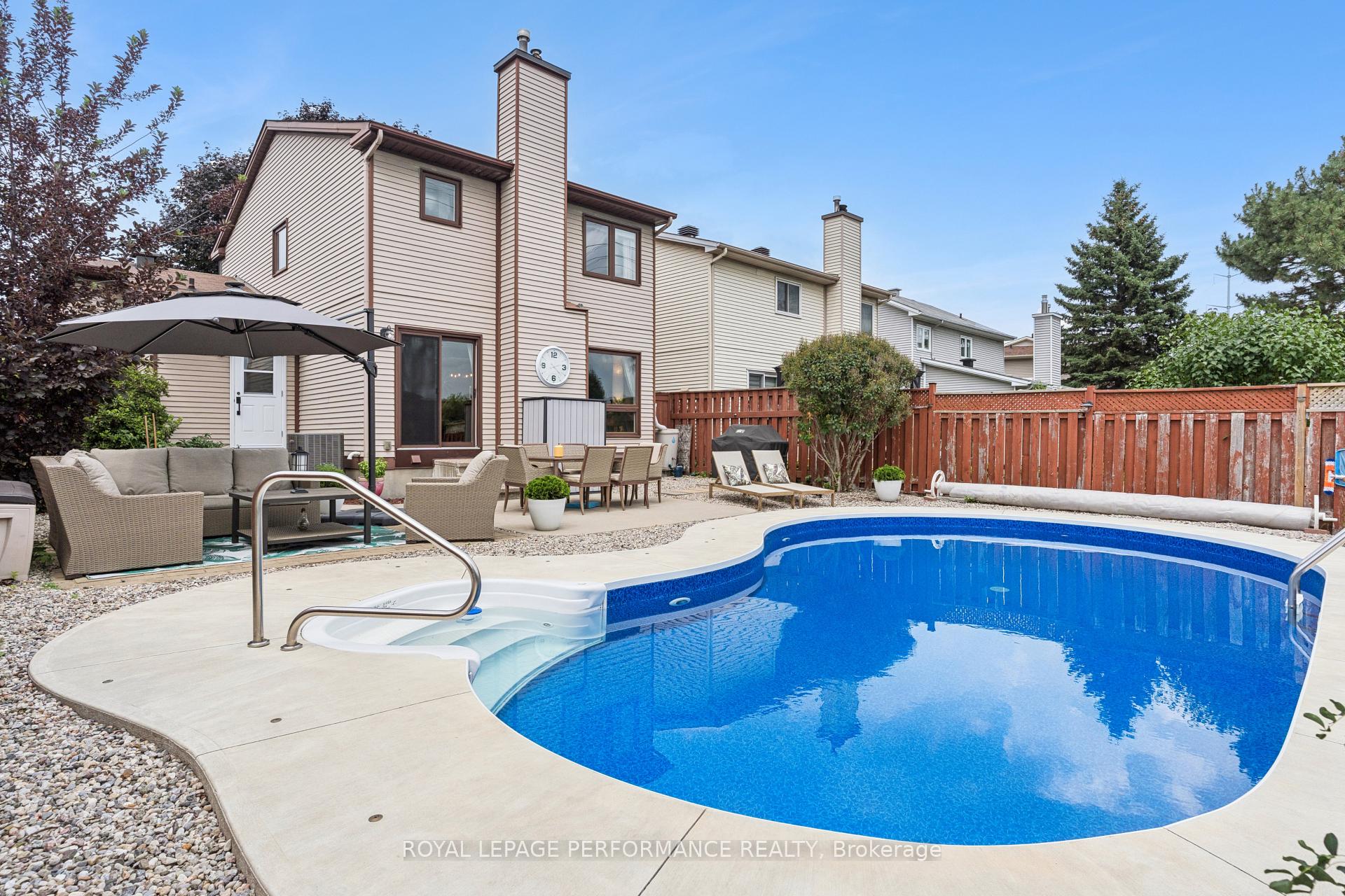 Photo 39 of 688 Thicket Way, Ottawa, Fallingbrook/Gardenway South — HOMEH