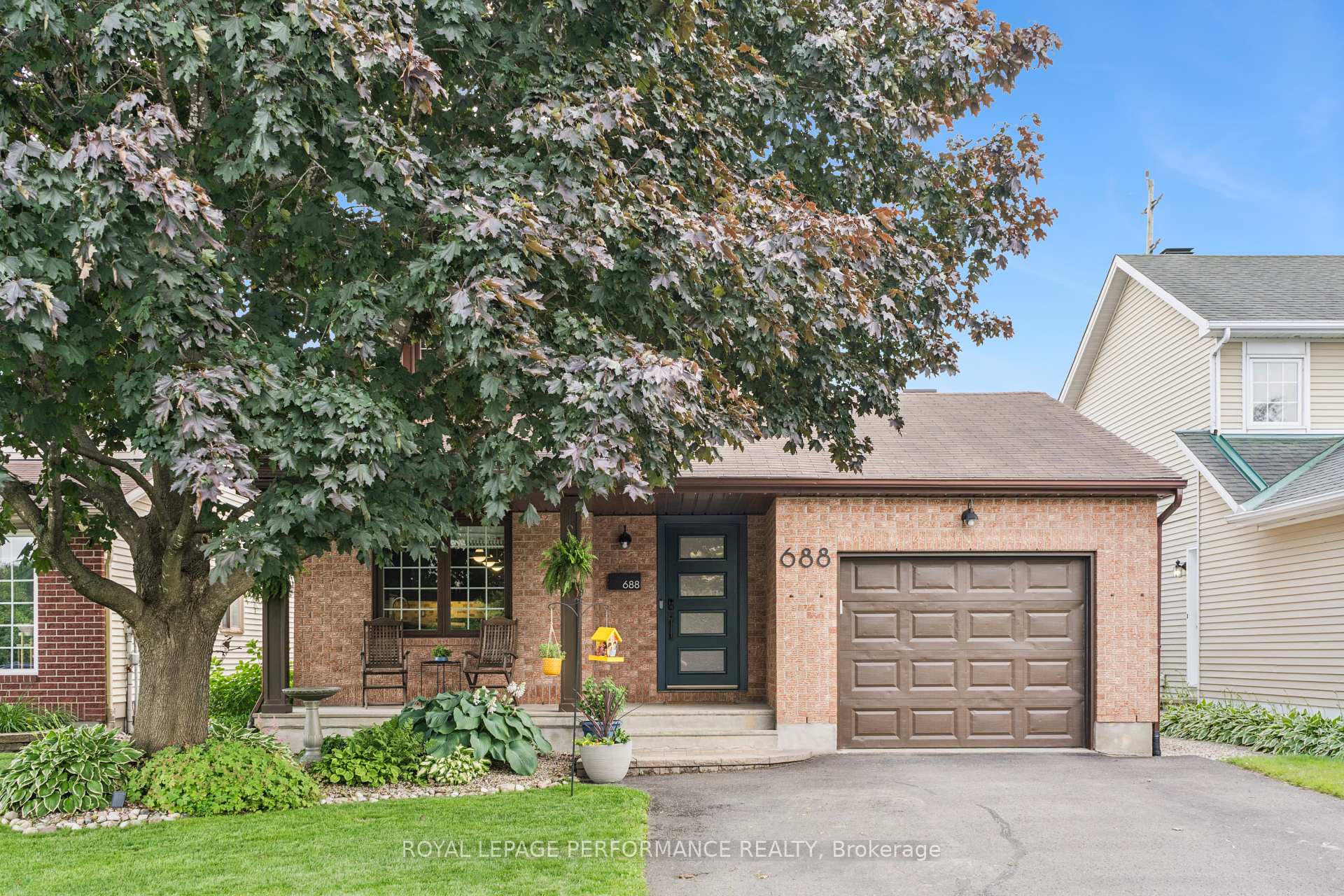 Photo 42 of 688 Thicket Way, Ottawa, Fallingbrook/Gardenway South — HOMEH