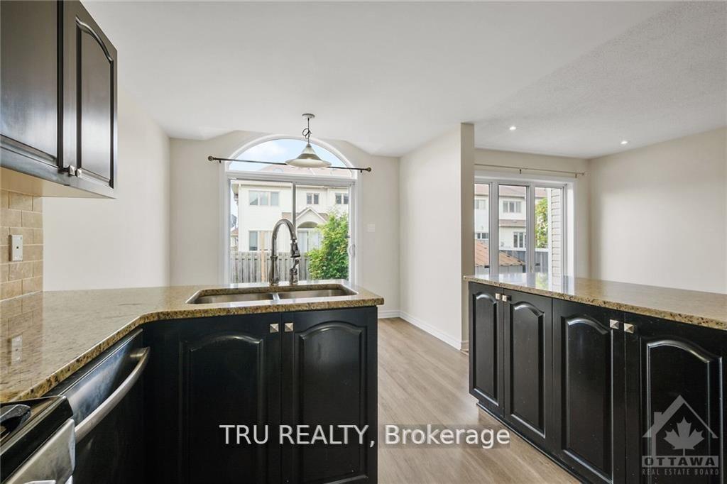 Photo 14 of 700 Whaley Ridge, Ottawa, Avalon East — HOMEH