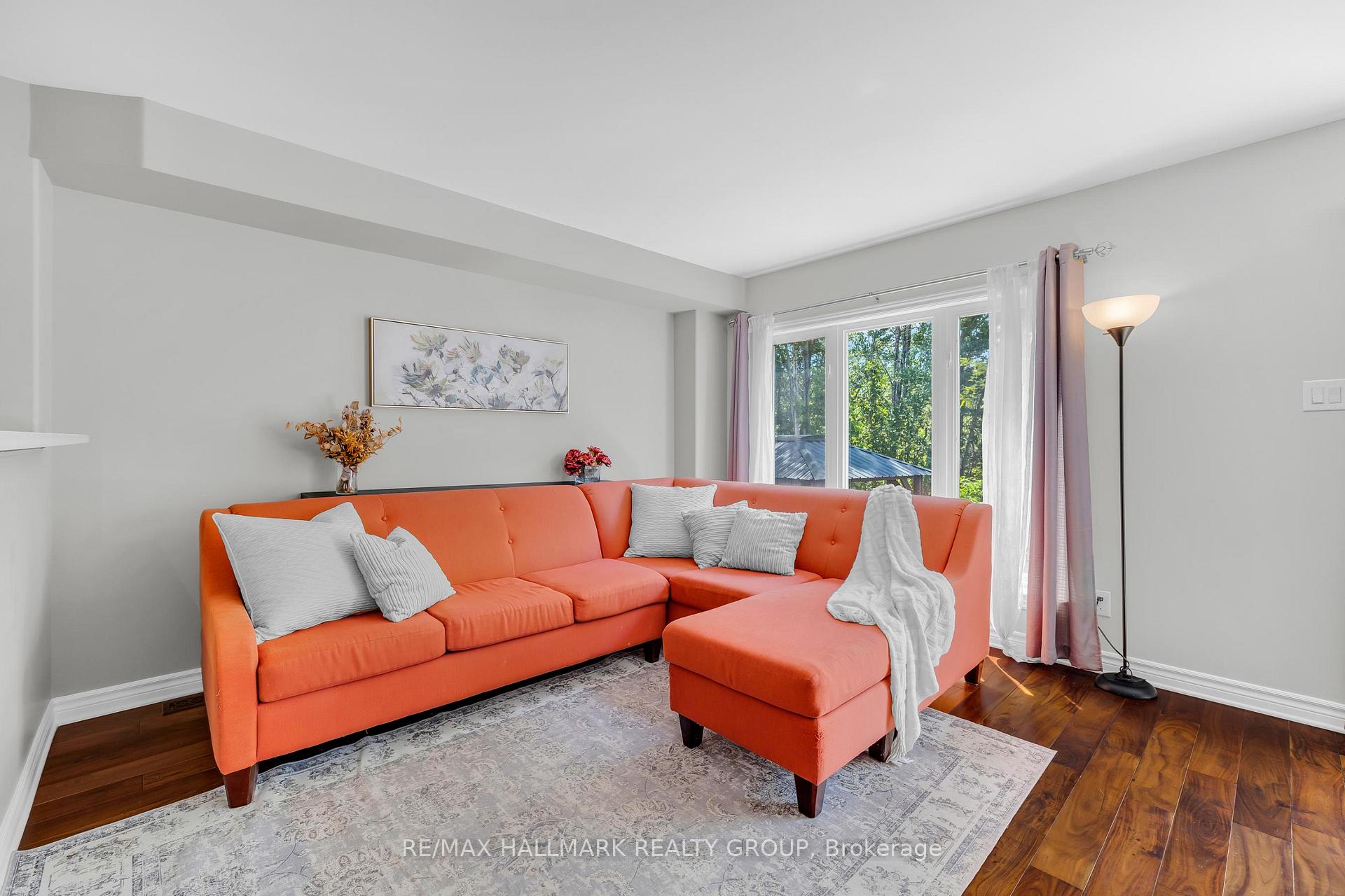 Photo 11 of 154 Parkrose Private, Ottawa, Chatelaine Village — HOMEH