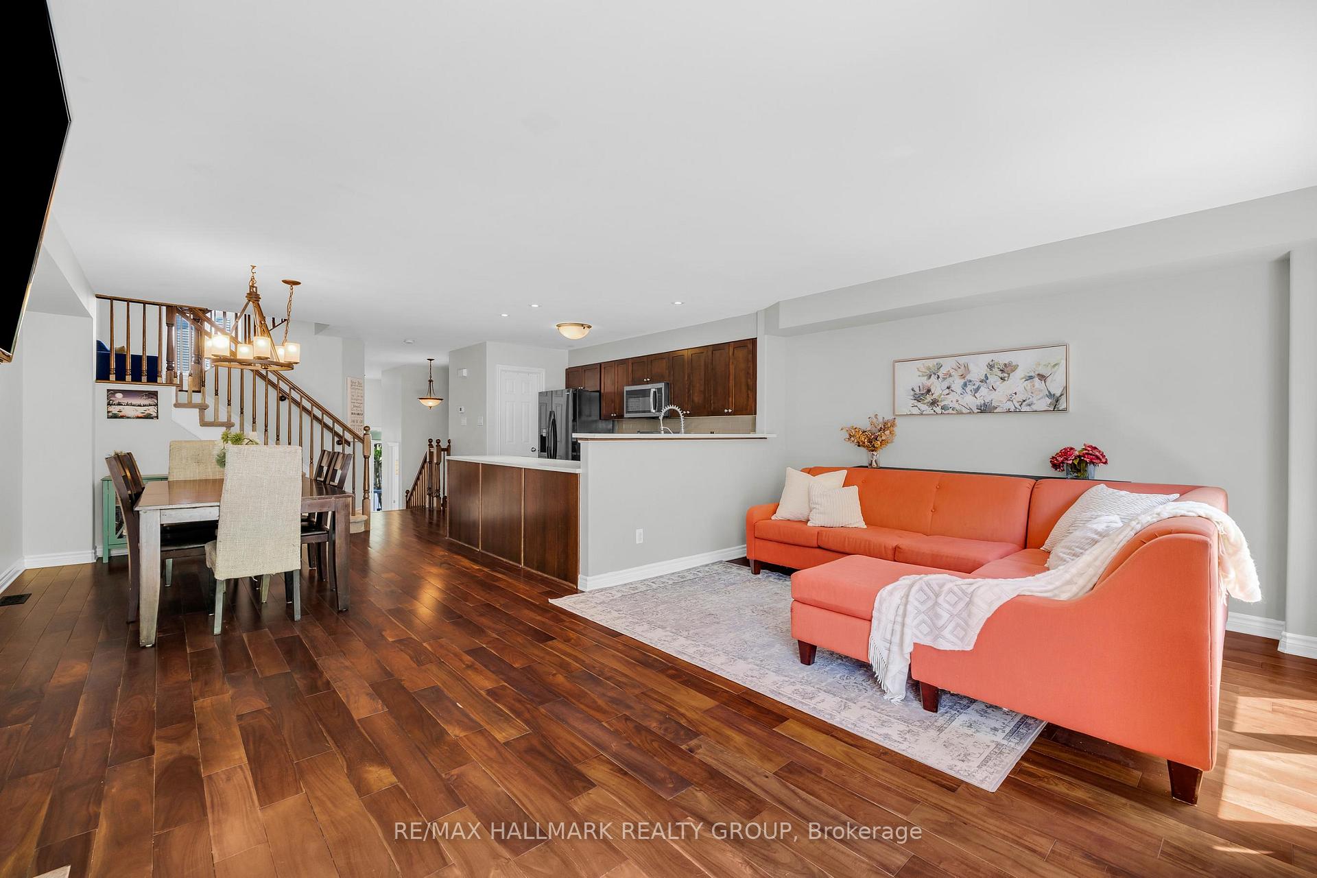 Photo 14 of 154 Parkrose Private, Ottawa, Chatelaine Village — HOMEH