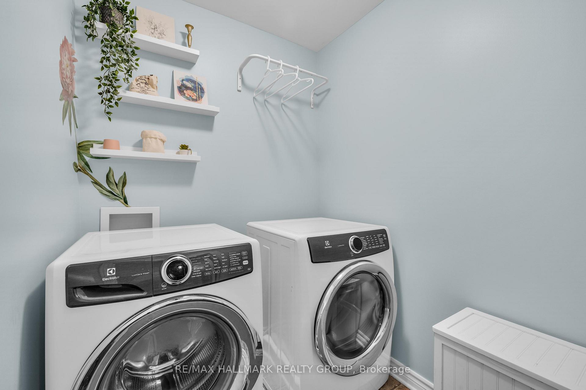 Photo 26 of 154 Parkrose Private, Ottawa, Chatelaine Village — HOMEH