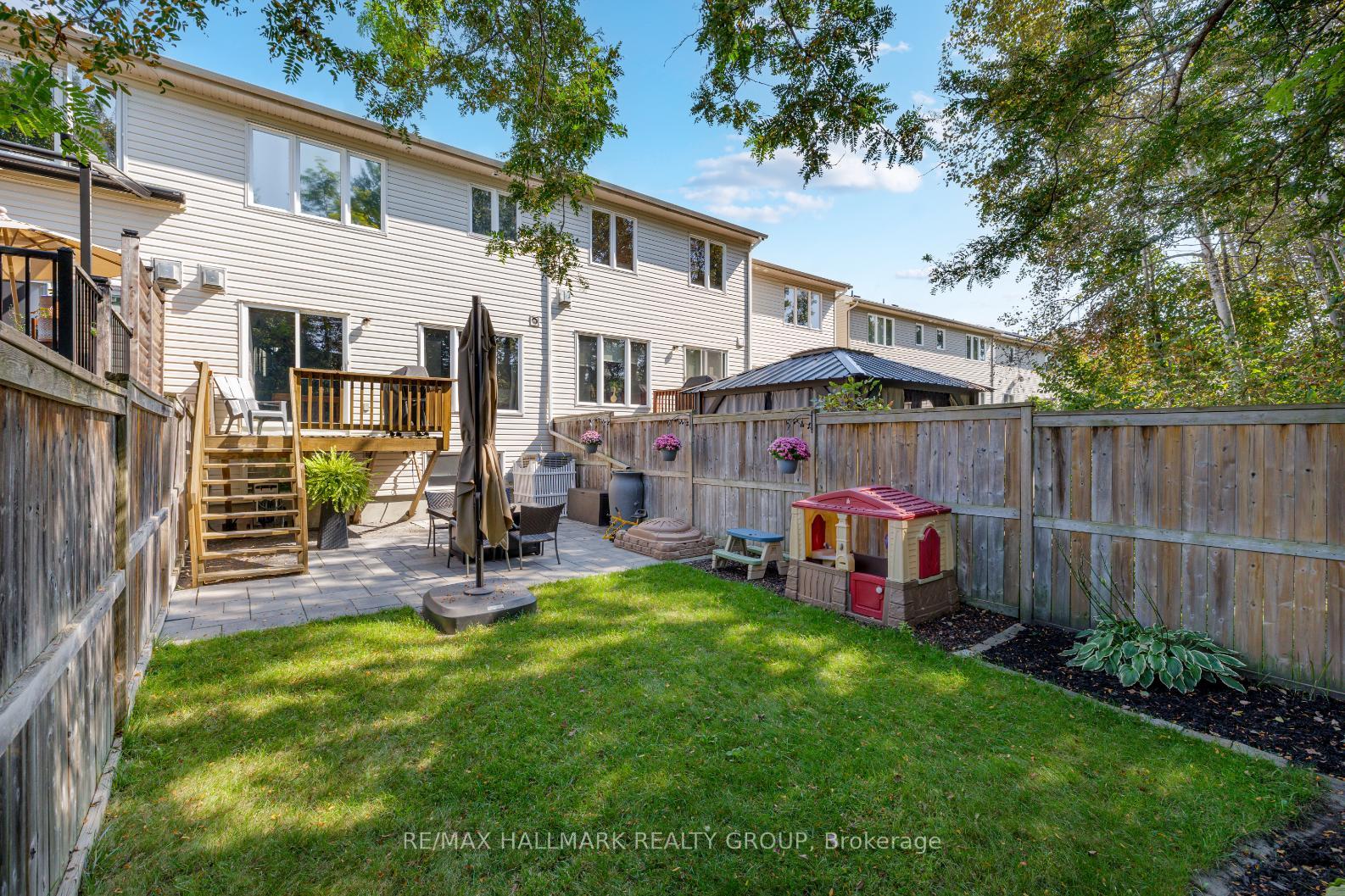 Photo 35 of 154 Parkrose Private, Ottawa, Chatelaine Village — HOMEH