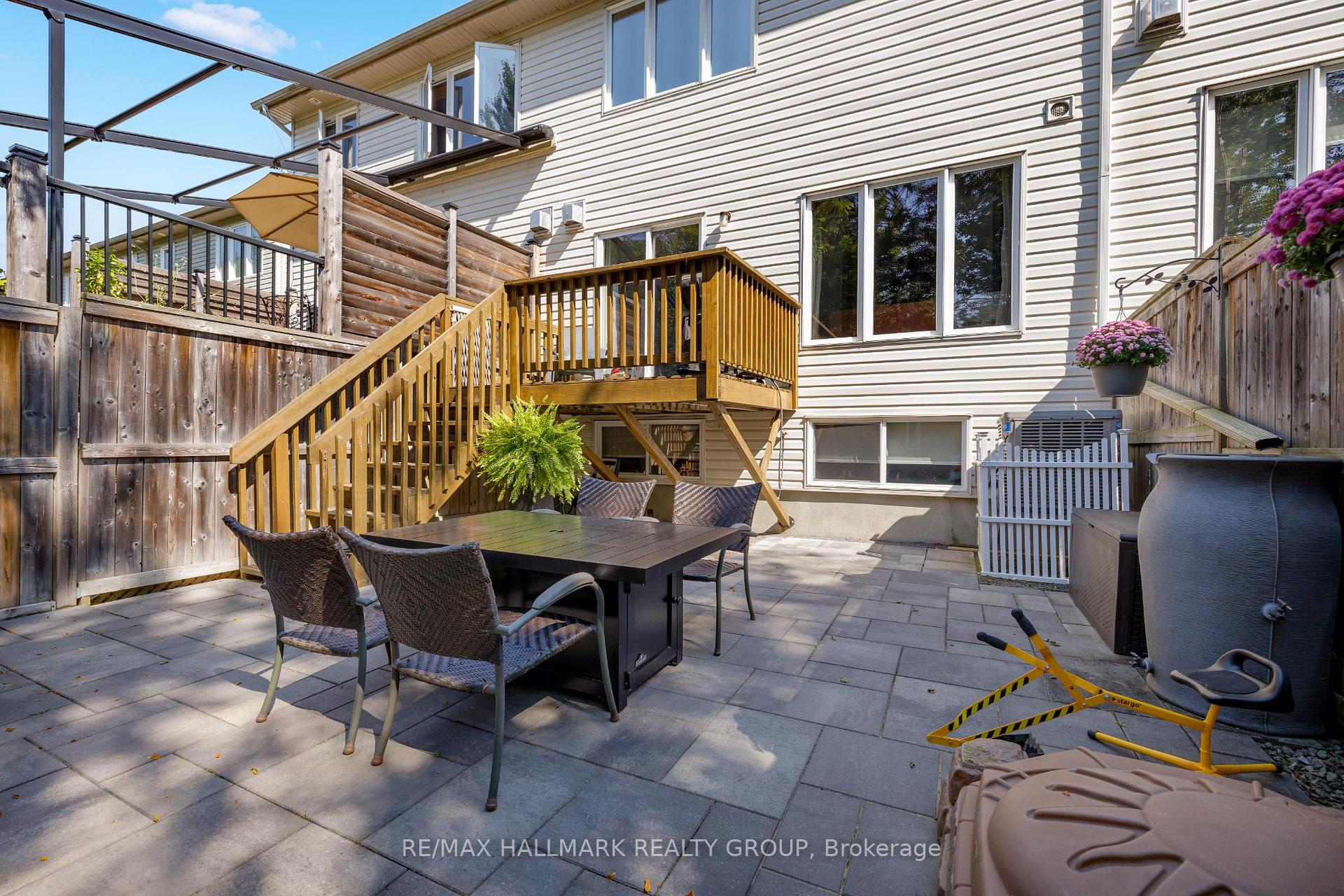 Photo 36 of 154 Parkrose Private, Ottawa, Chatelaine Village — HOMEH