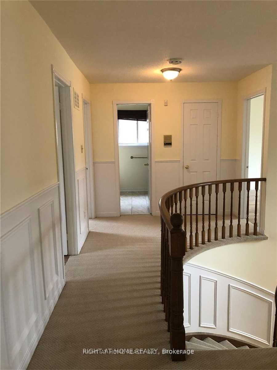 Photo 11 of 174 Carlton Road, Markham, Unionville — HOMEH
