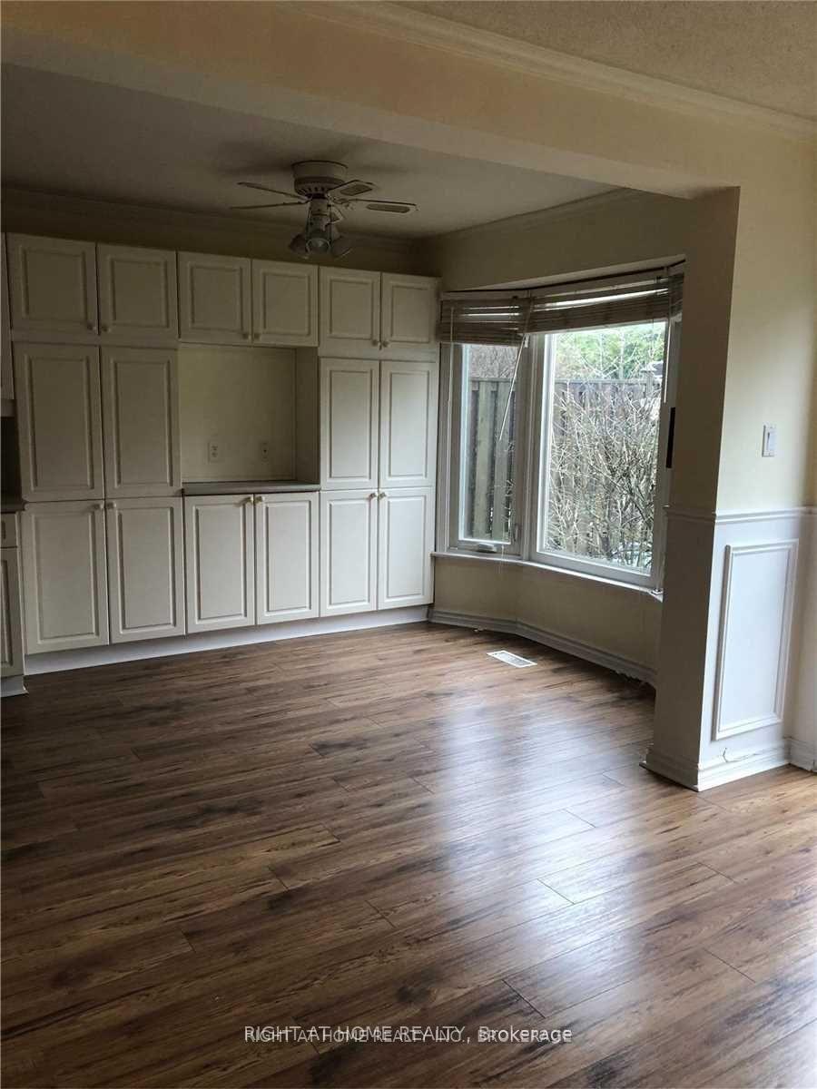 Photo 14 of 174 Carlton Road, Markham, Unionville — HOMEH