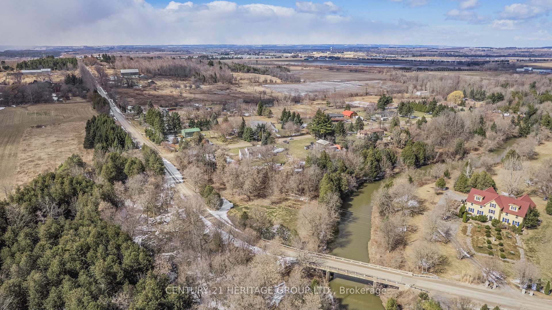 Photo 4 of 4343 Train Street, New Tecumseth, Rural New Tecumseth — HOMEH