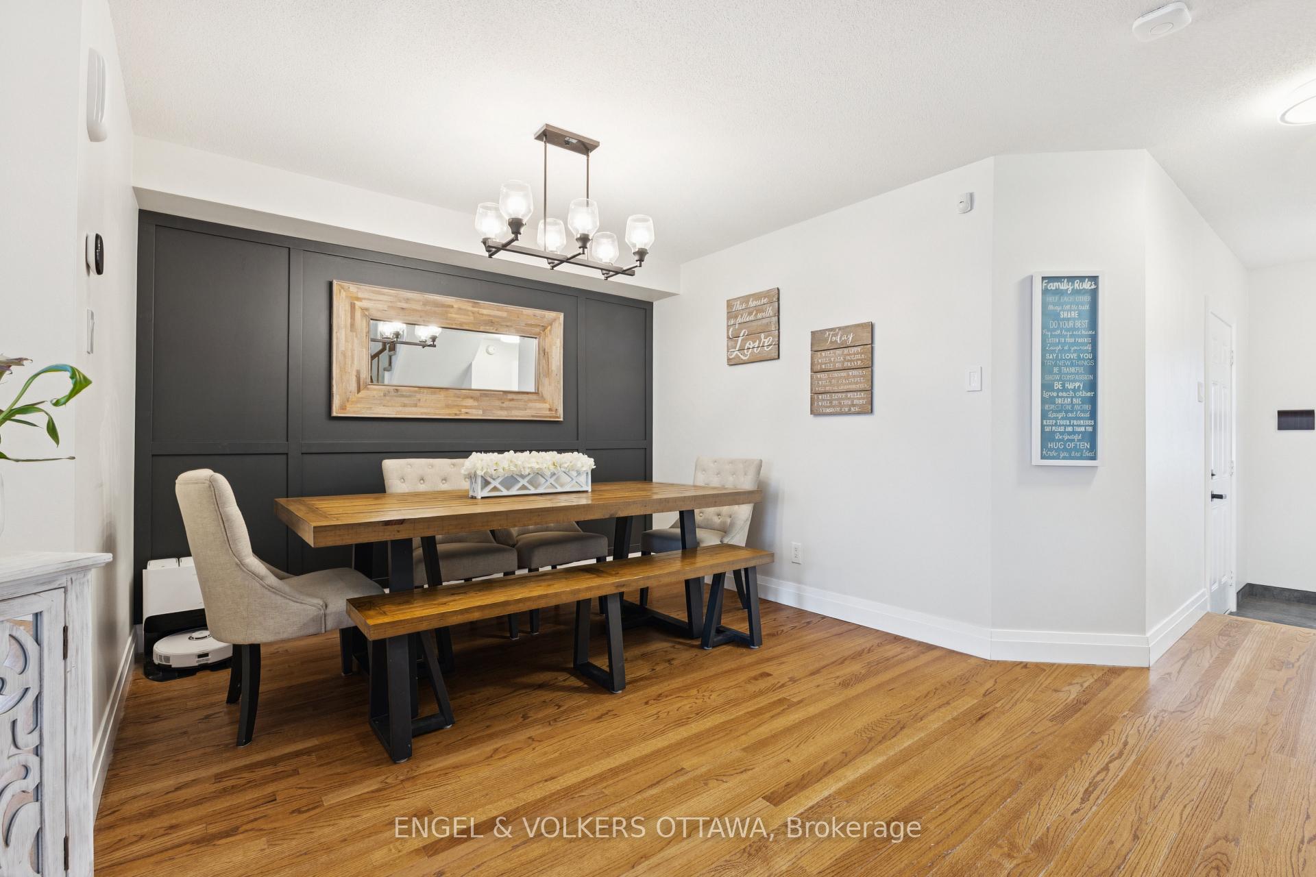 Photo 8 of 247 Rolling Meadow Crescent, Ottawa, Mer Bleue/Bradley Estates/Anderson Park — HOMEH