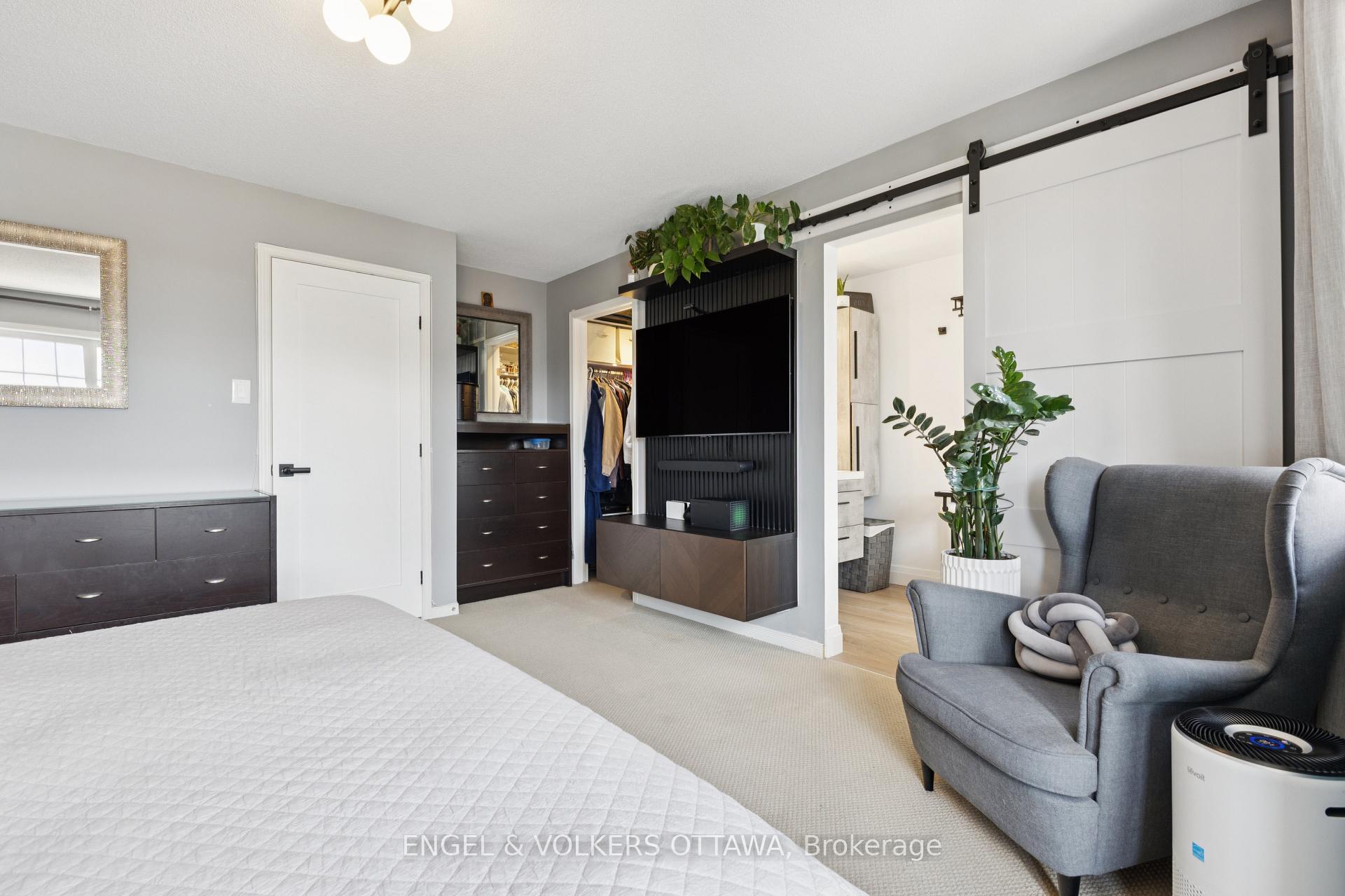 Photo 22 of 247 Rolling Meadow Crescent, Ottawa, Mer Bleue/Bradley Estates/Anderson Park — HOMEH