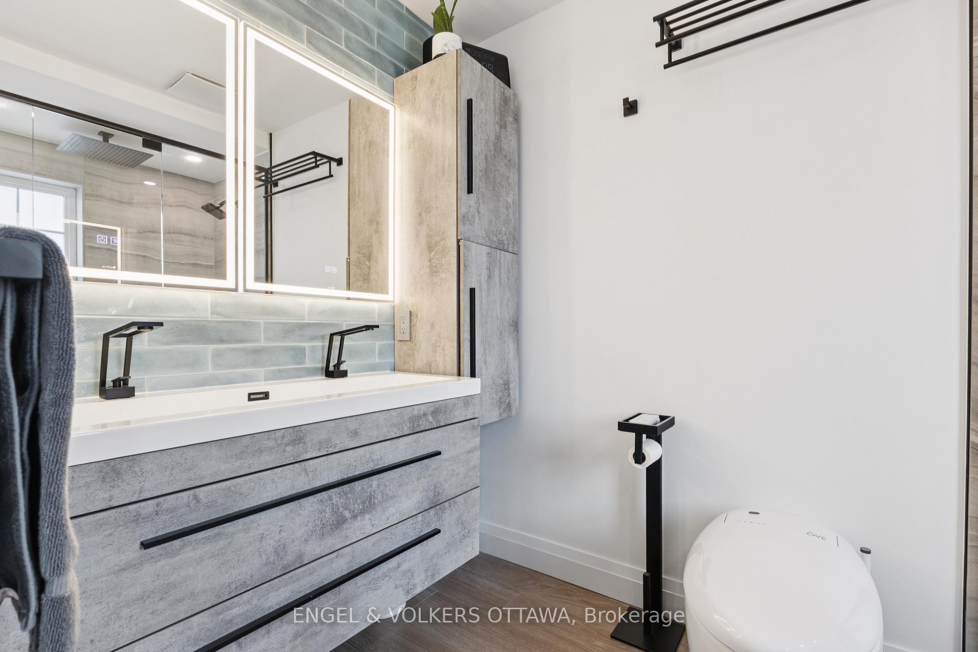 Photo 25 of 247 Rolling Meadow Crescent, Ottawa, Mer Bleue/Bradley Estates/Anderson Park — HOMEH