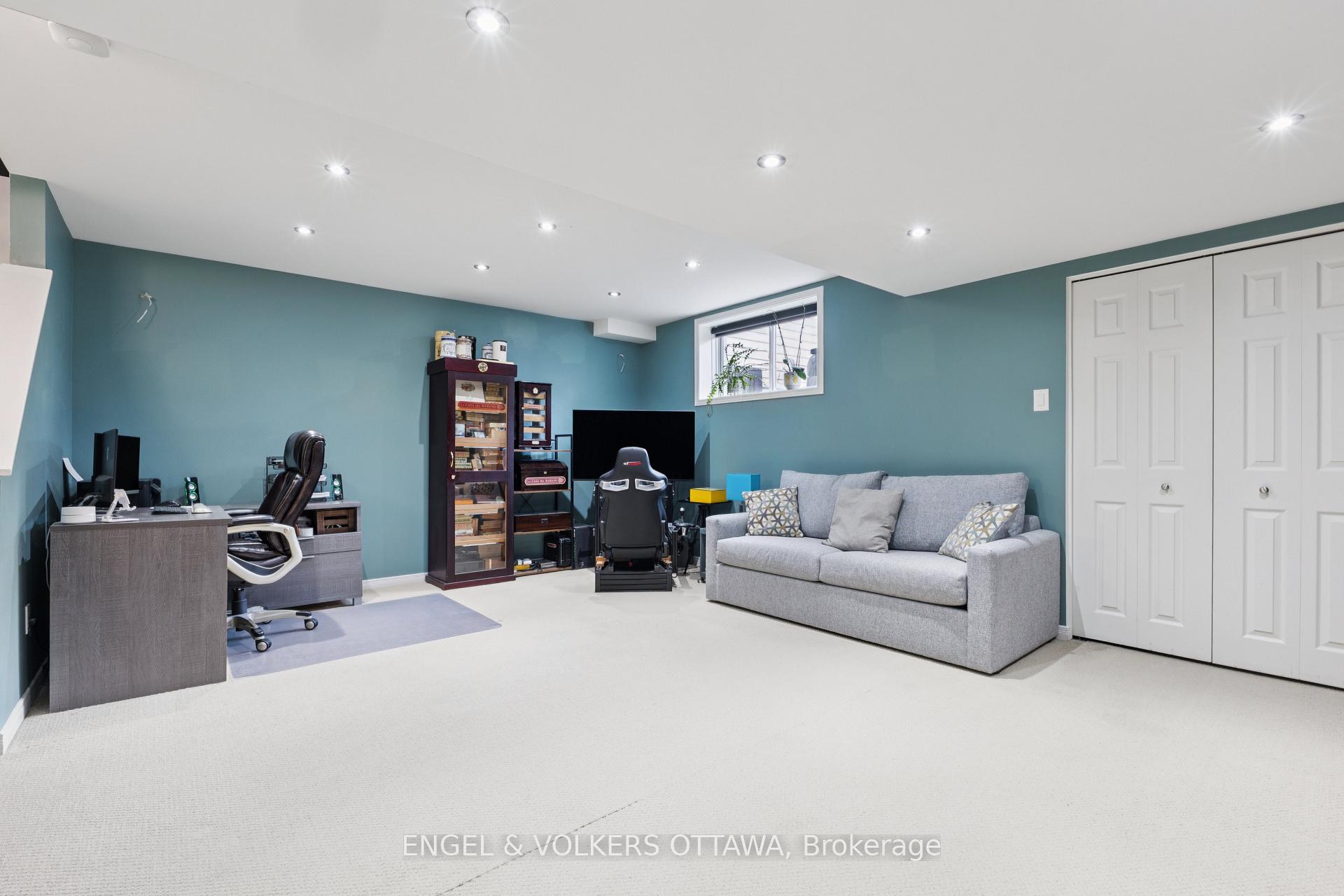 Photo 35 of 247 Rolling Meadow Crescent, Ottawa, Mer Bleue/Bradley Estates/Anderson Park — HOMEH