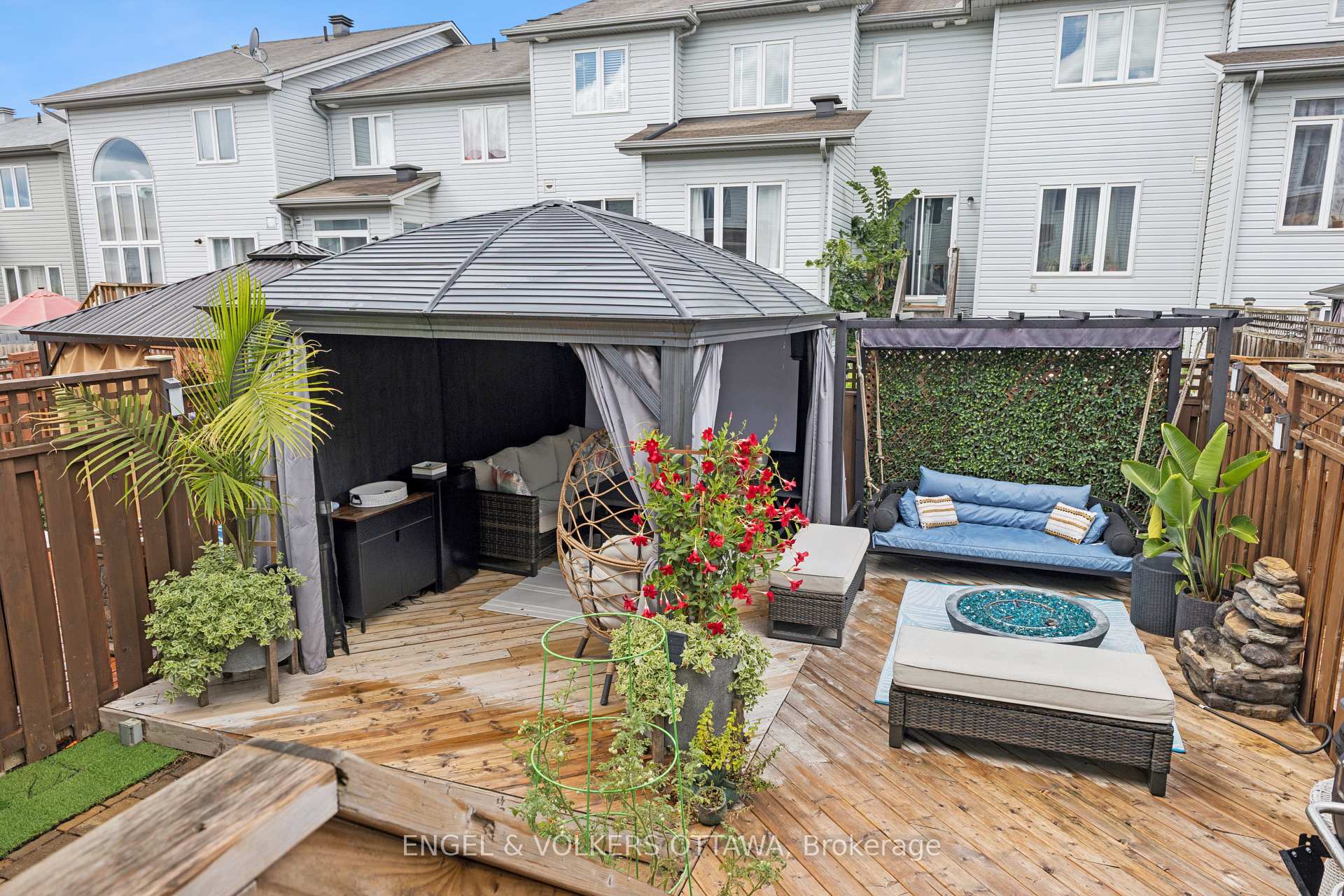 Photo 41 of 247 Rolling Meadow Crescent, Ottawa, Mer Bleue/Bradley Estates/Anderson Park — HOMEH