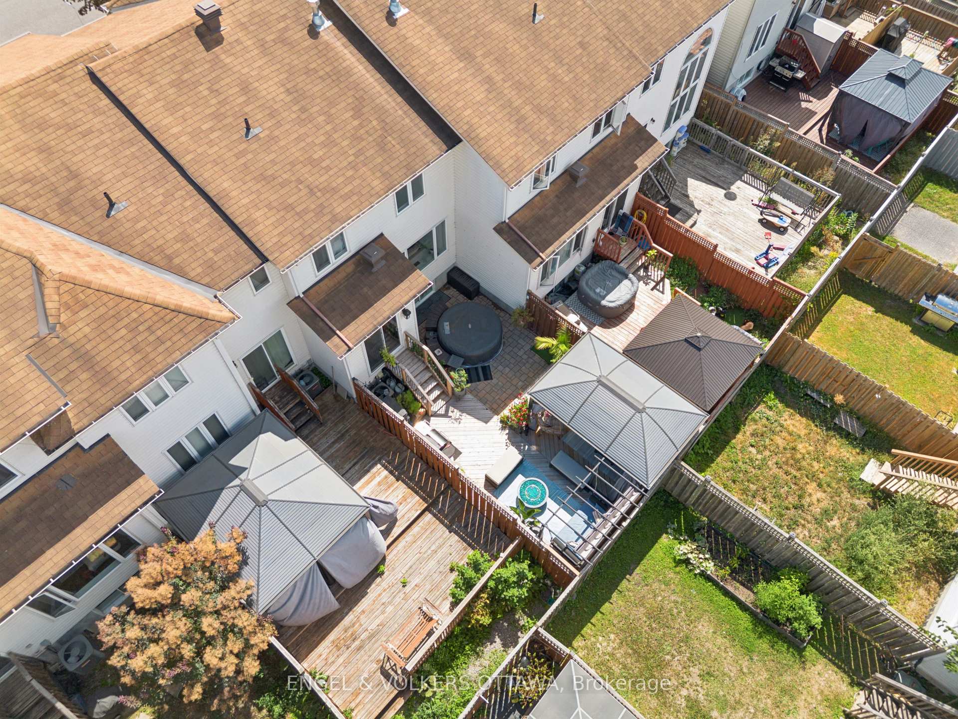 Photo 48 of 247 Rolling Meadow Crescent, Ottawa, Mer Bleue/Bradley Estates/Anderson Park — HOMEH