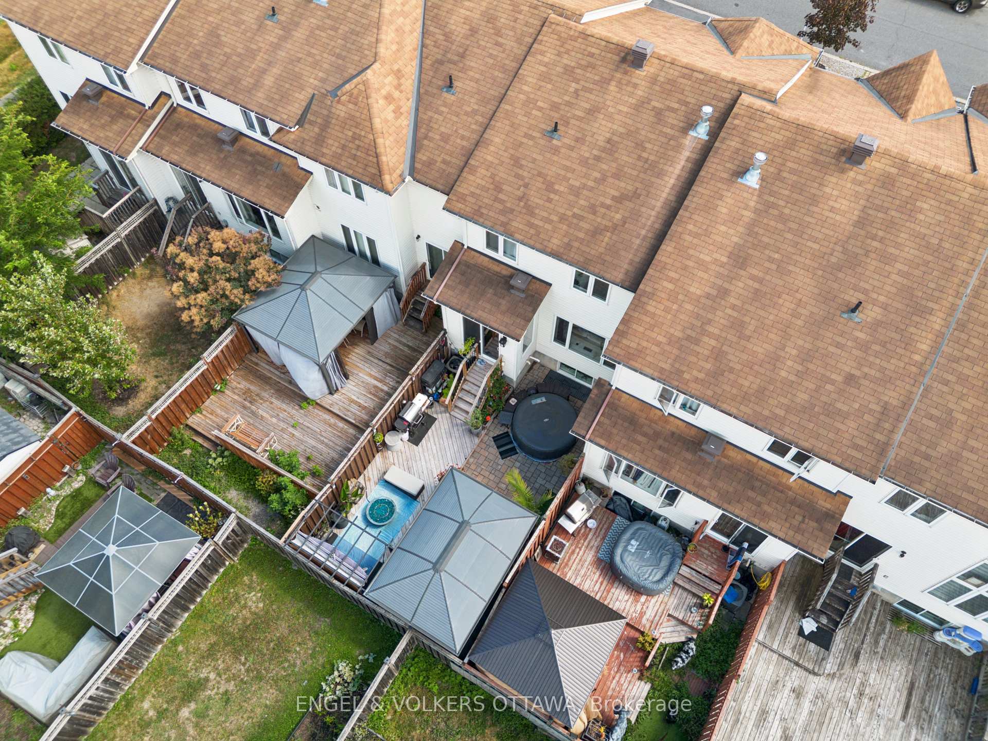 Photo 49 of 247 Rolling Meadow Crescent, Ottawa, Mer Bleue/Bradley Estates/Anderson Park — HOMEH