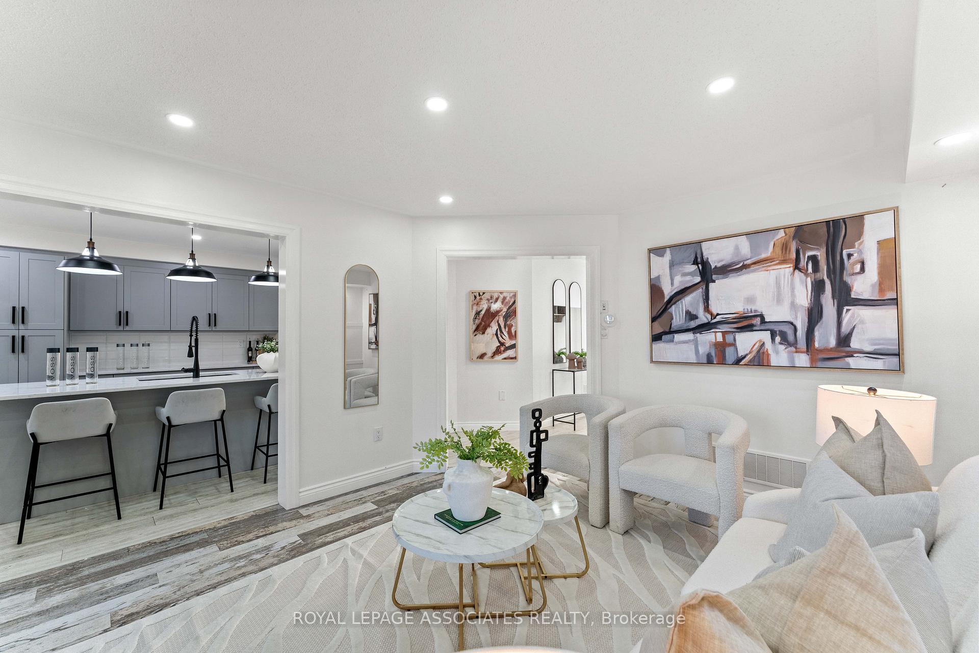 Photo 13 of 1156 Edward Bolton Crescent, Oshawa, Pinecrest — HOMEH