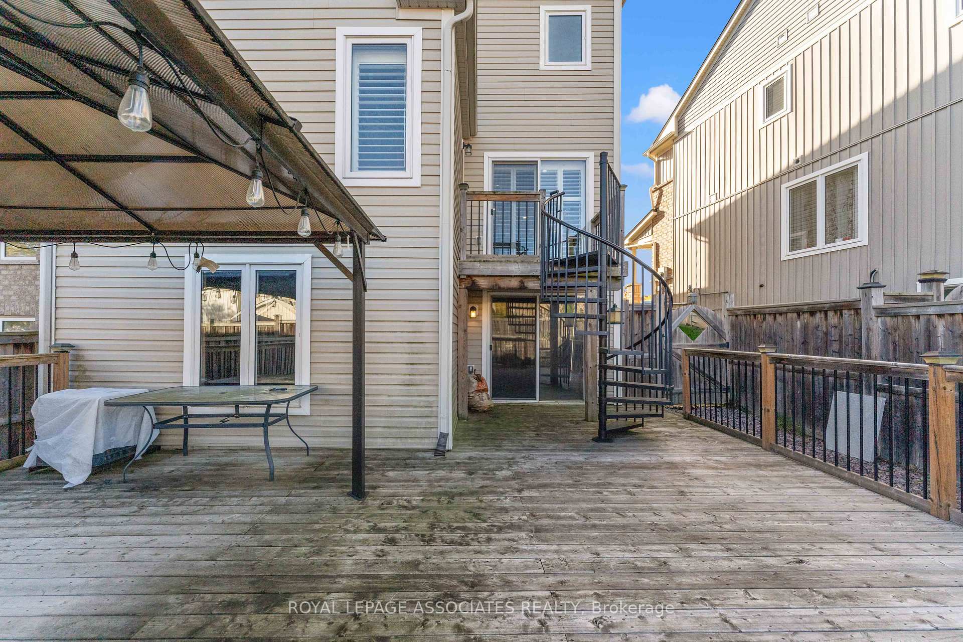 Photo 27 of 1156 Edward Bolton Crescent, Oshawa, Pinecrest — HOMEH