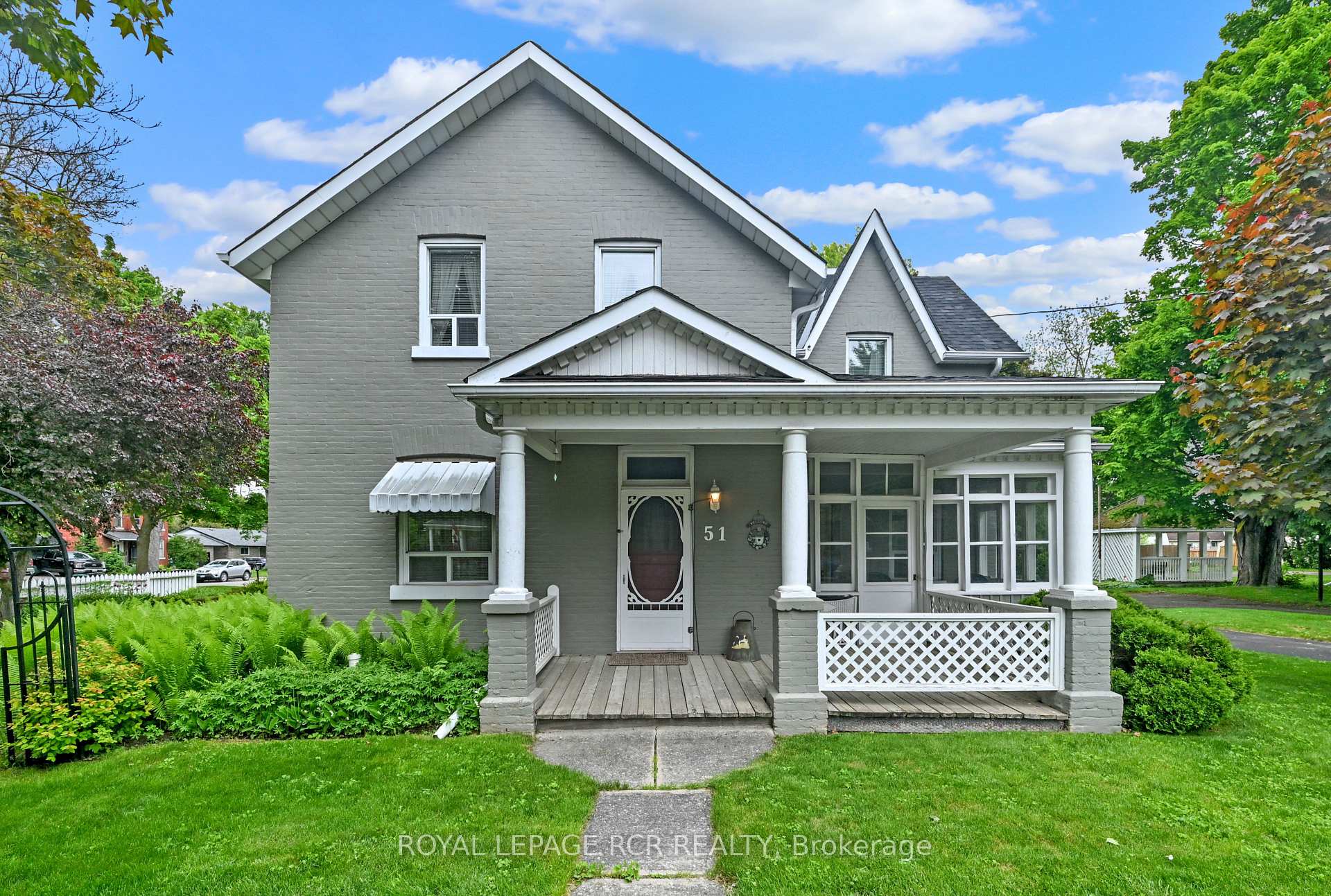 Photo 2 of 51 Ontario Street, New Tecumseth, Alliston — HOMEH
