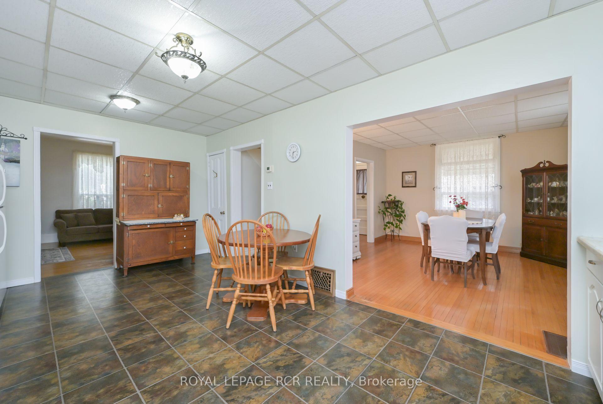 Photo 7 of 51 Ontario Street, New Tecumseth, Alliston — HOMEH