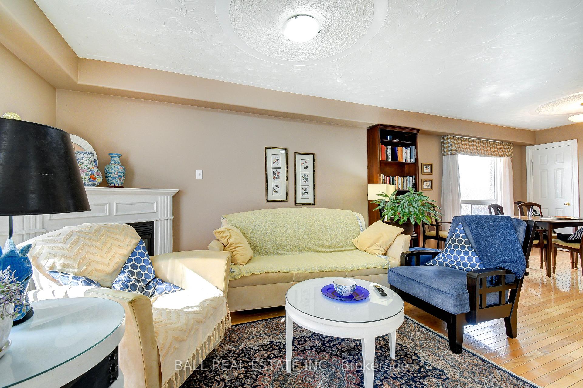 Photo 11 of 1720 Woodgate Trail, Oshawa, Samac — HOMEH