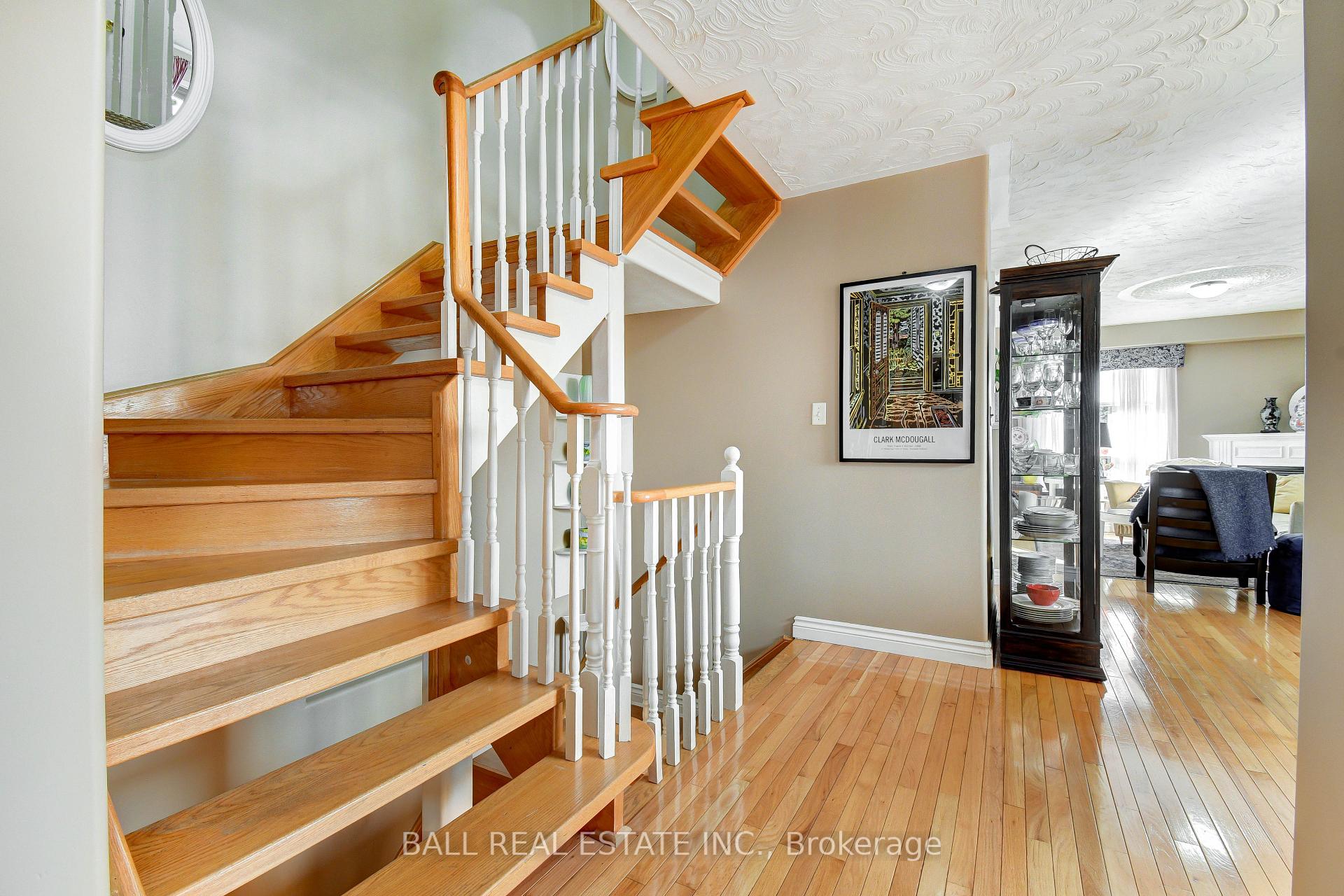 Photo 20 of 1720 Woodgate Trail, Oshawa, Samac — HOMEH