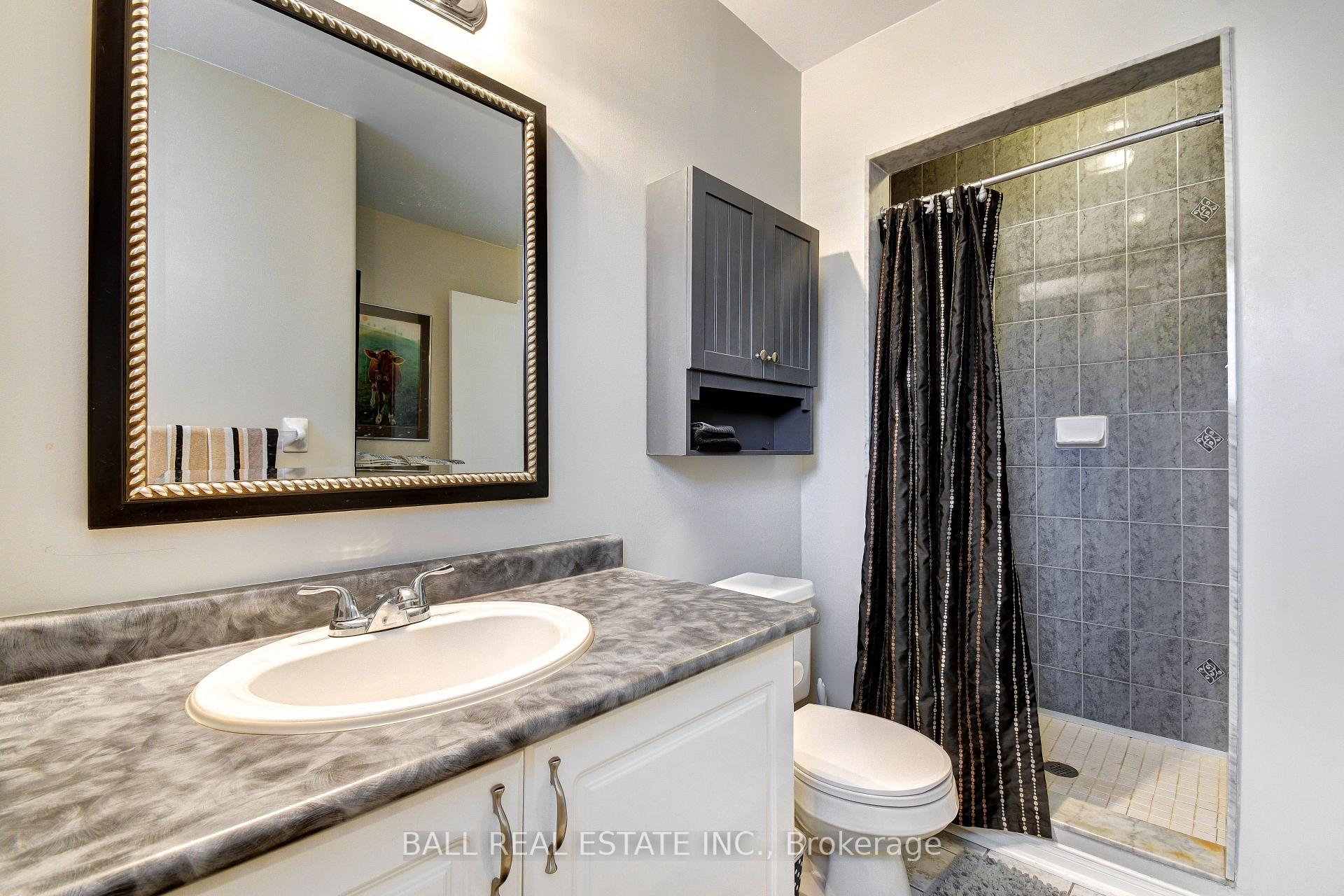 Photo 23 of 1720 Woodgate Trail, Oshawa, Samac — HOMEH