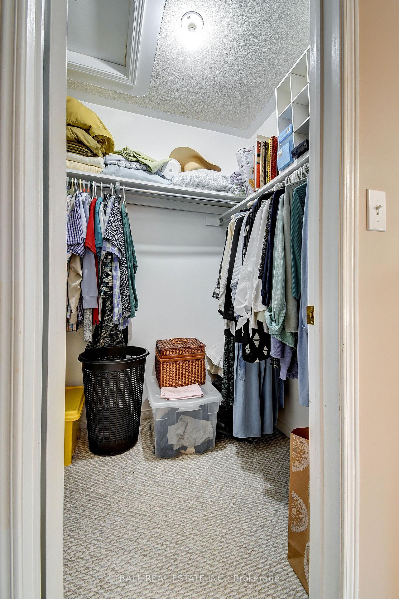 Photo 25 of 1720 Woodgate Trail, Oshawa, Samac — HOMEH