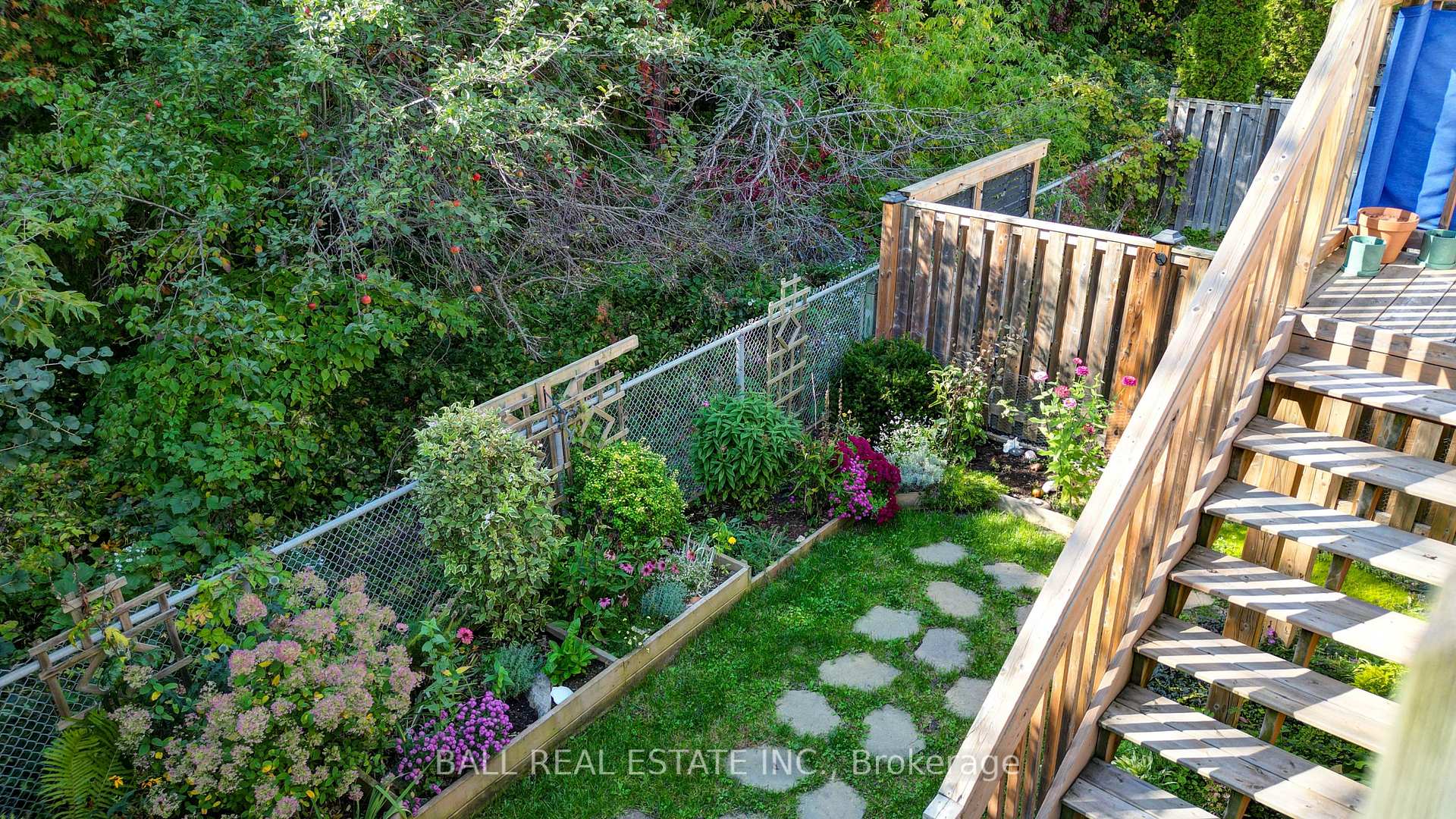 Photo 46 of 1720 Woodgate Trail, Oshawa, Samac — HOMEH