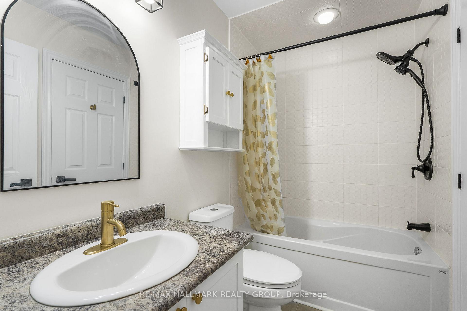 Photo 23 of 110 Sunshine Crescent, Ottawa, Notting Hill/Summerside — HOMEH