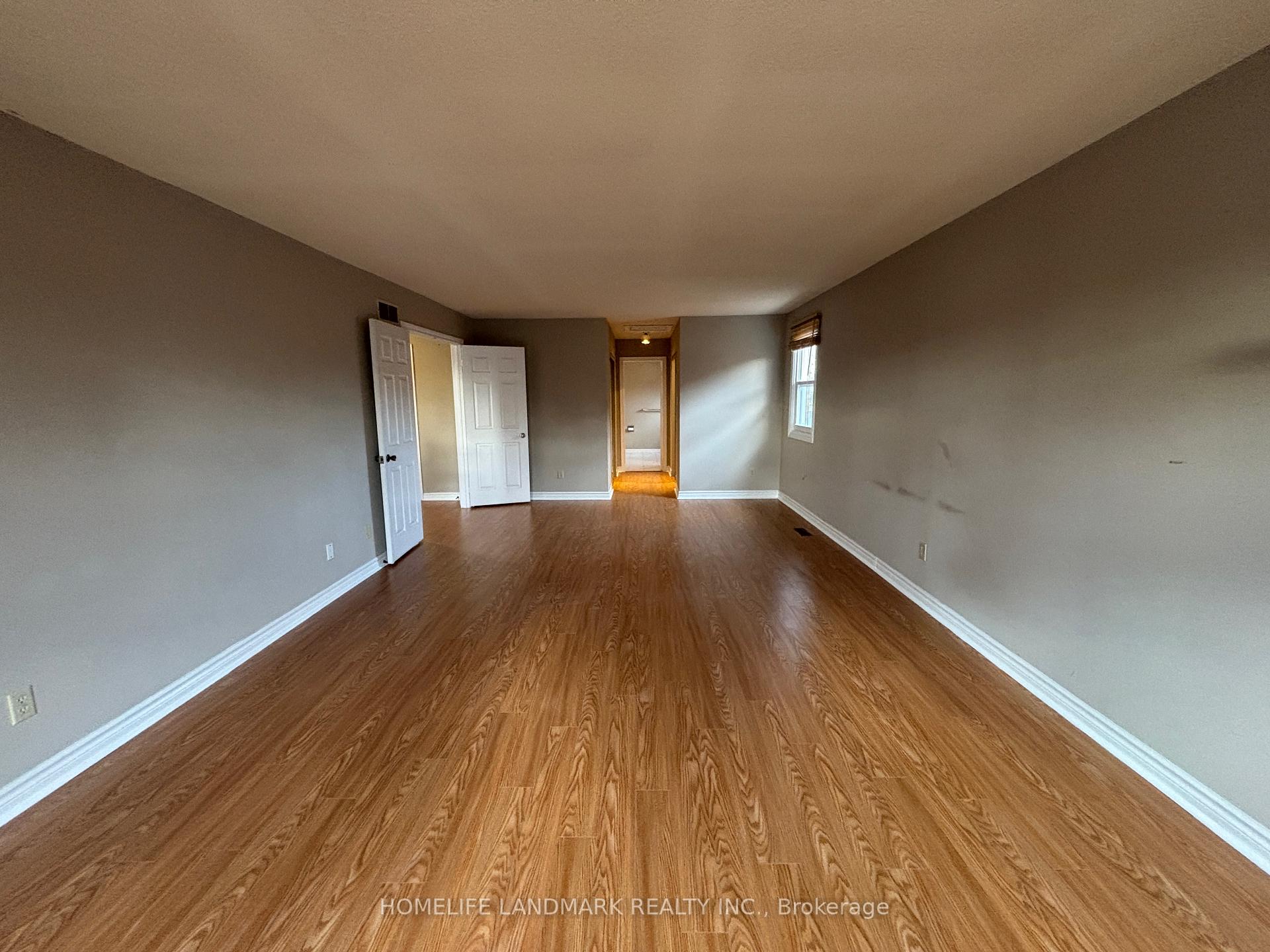 Photo 15 of 7 Brooklyn Crescent, Markham, Markville — HOMEH