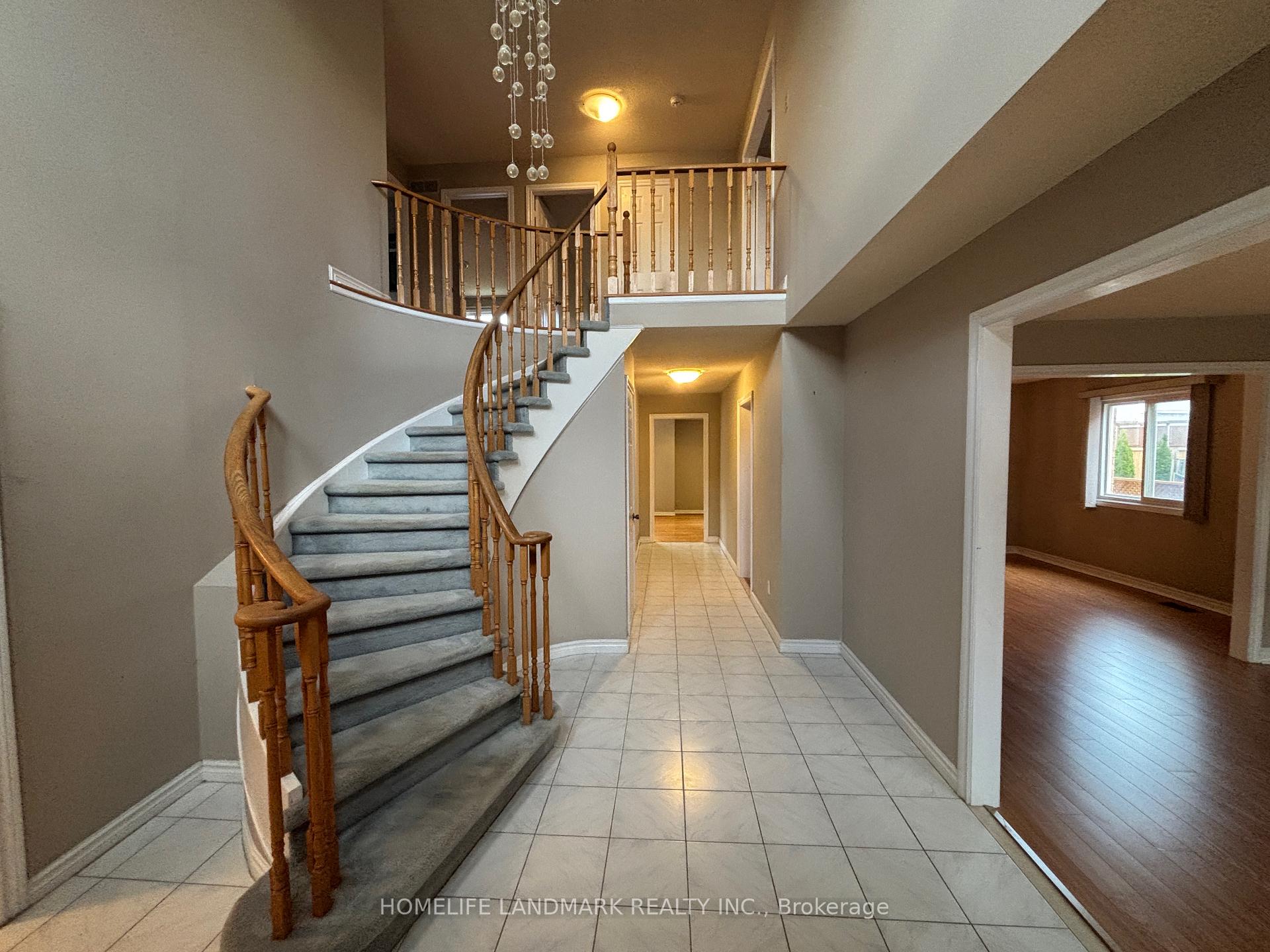 Photo 21 of 7 Brooklyn Crescent, Markham, Markville — HOMEH