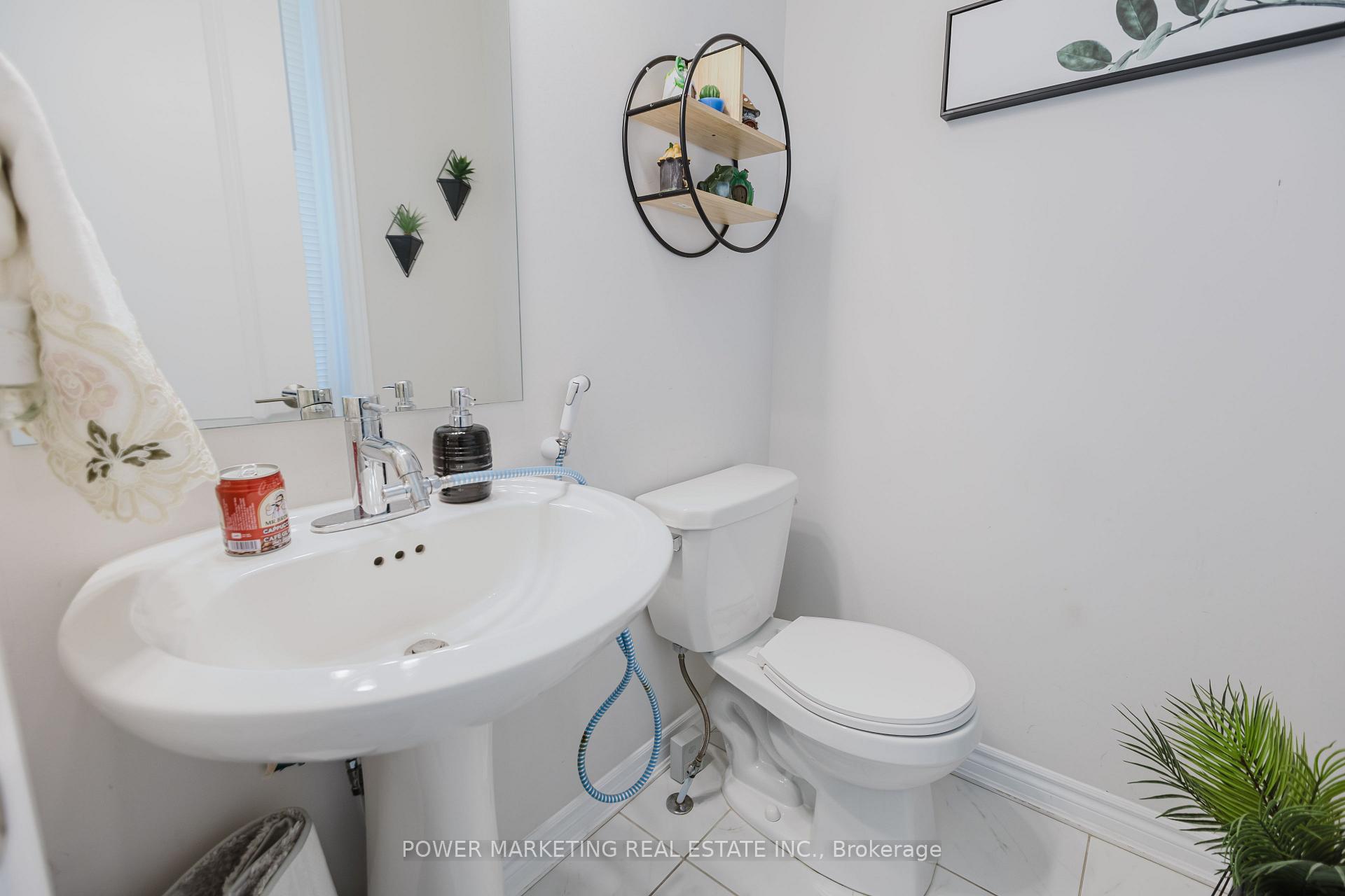 Photo 7 of 526 Ponthieu Circle, Ottawa, Chapel Hill South - Orleans Village — HOMEH