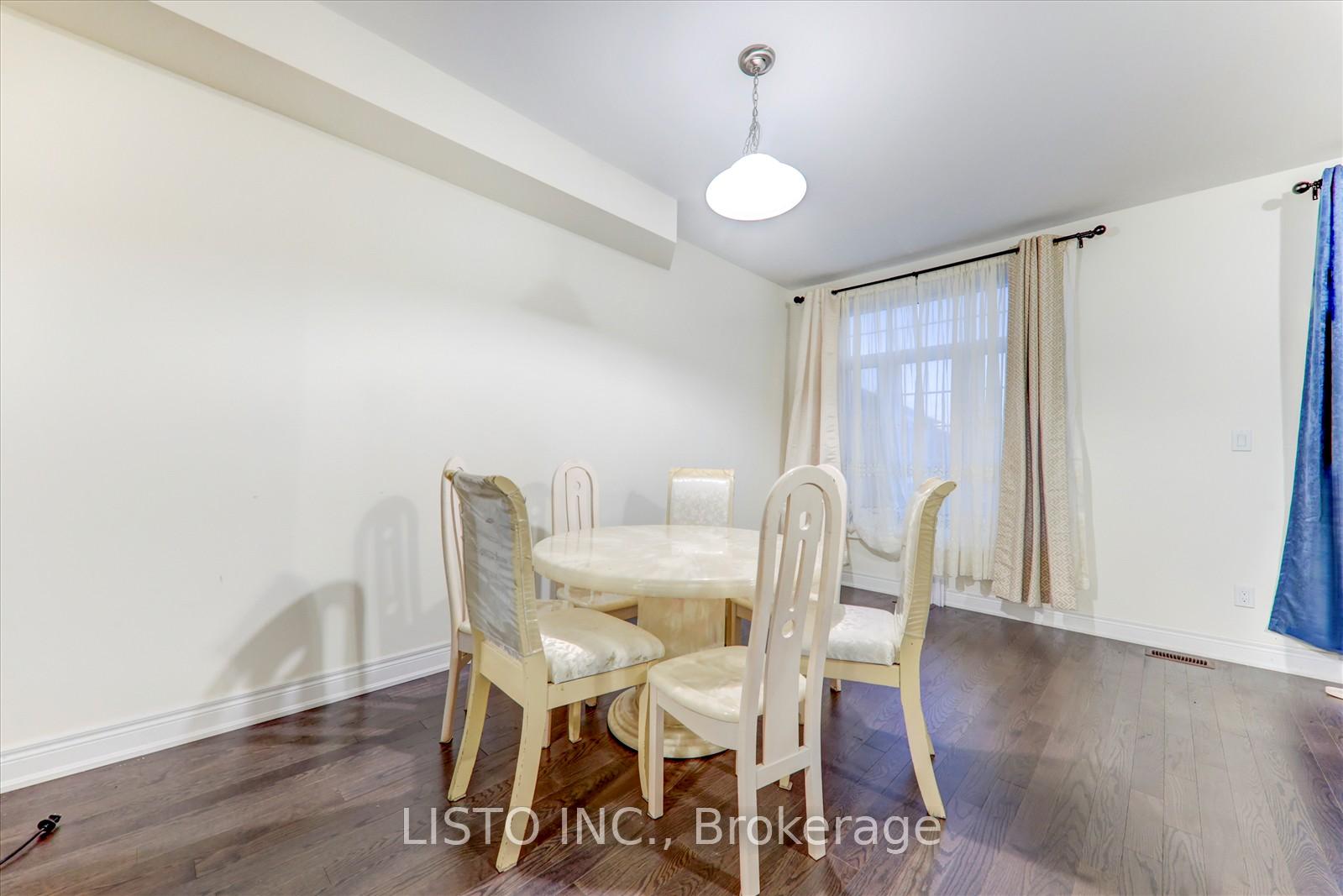 Photo 8 of 265 Kirkham Drive, Markham, Cedarwood — HOMEH
