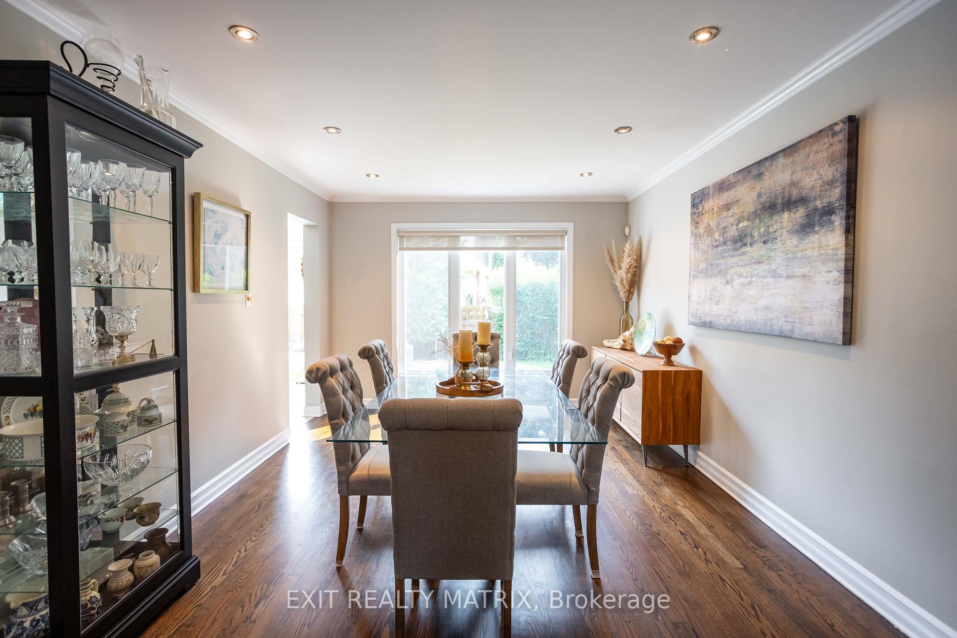 Photo 10 of 332 River Ridge Crescent, Ottawa, Bilberry Creek/Queenswood Heights — HOMEH