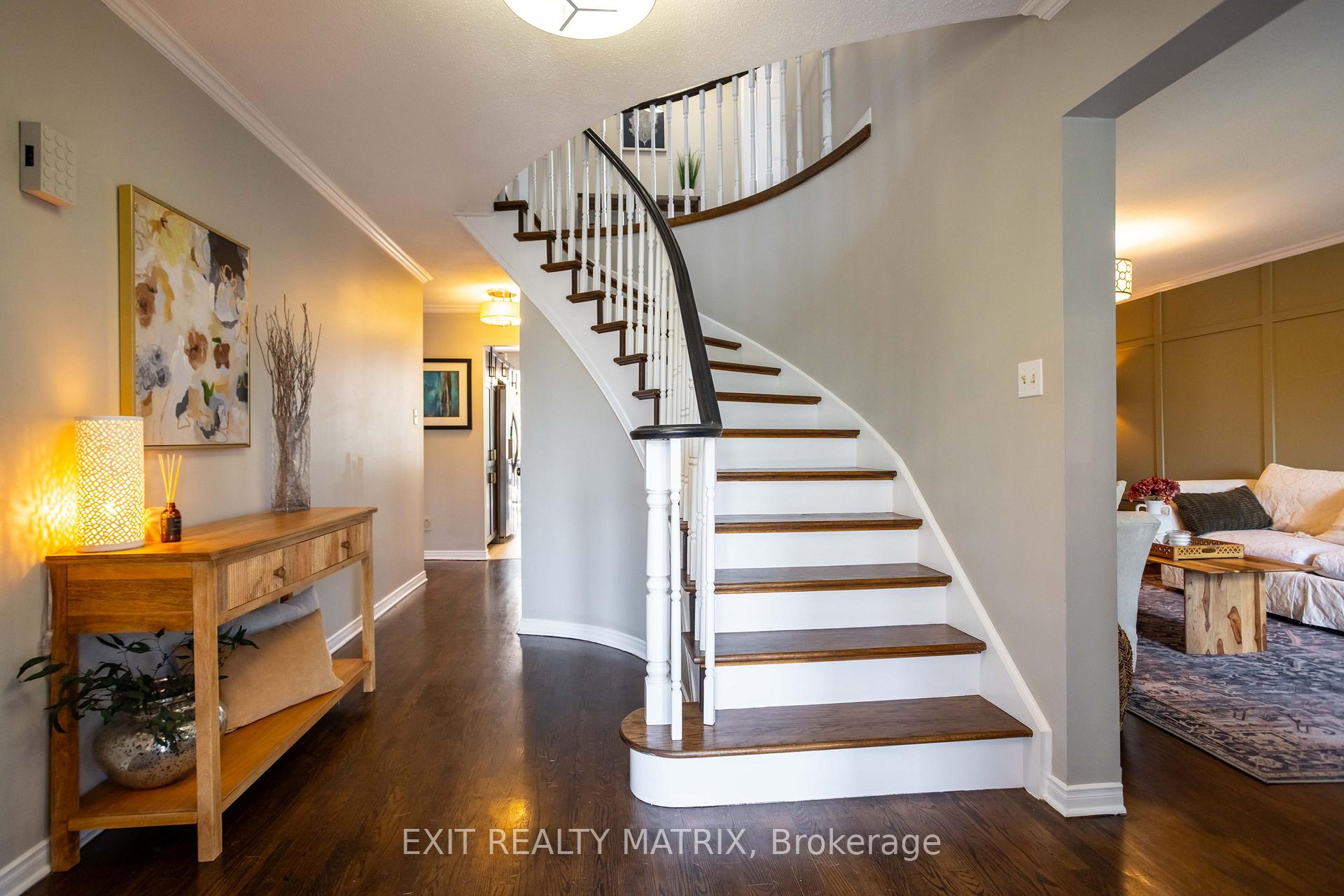 Photo 22 of 332 River Ridge Crescent, Ottawa, Bilberry Creek/Queenswood Heights — HOMEH
