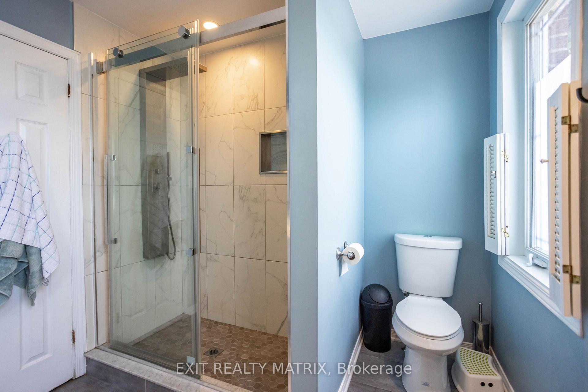 Photo 35 of 332 River Ridge Crescent, Ottawa, Bilberry Creek/Queenswood Heights — HOMEH
