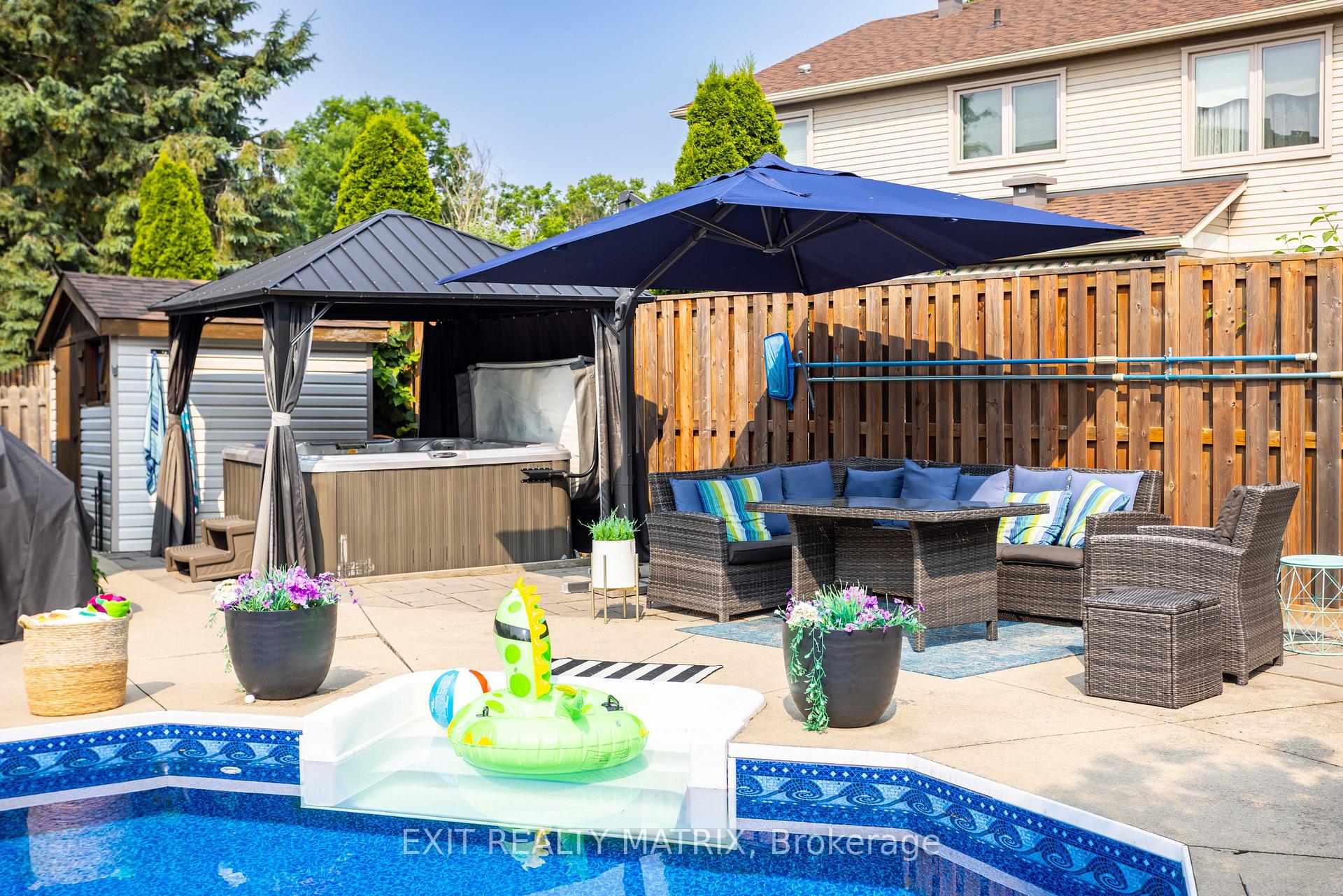Photo 43 of 332 River Ridge Crescent, Ottawa, Bilberry Creek/Queenswood Heights — HOMEH
