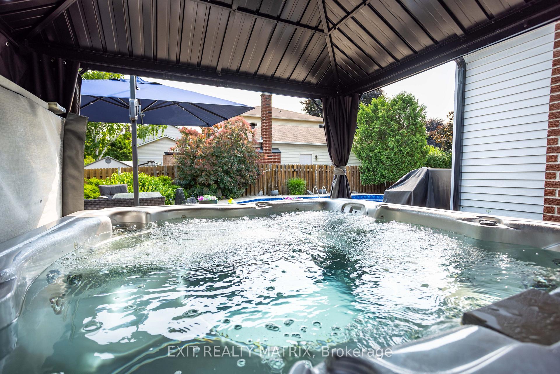 Photo 44 of 332 River Ridge Crescent, Ottawa, Bilberry Creek/Queenswood Heights — HOMEH