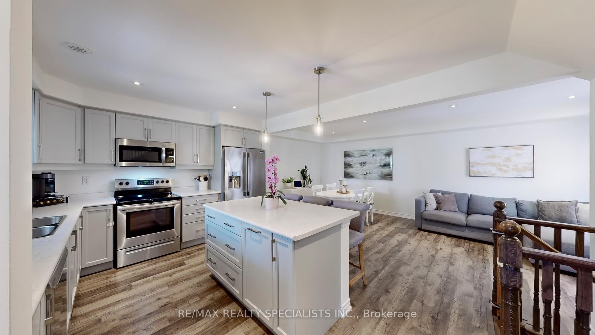 Photo 20 of 894 Cactus Point, Milton, Cobban — HOMEH