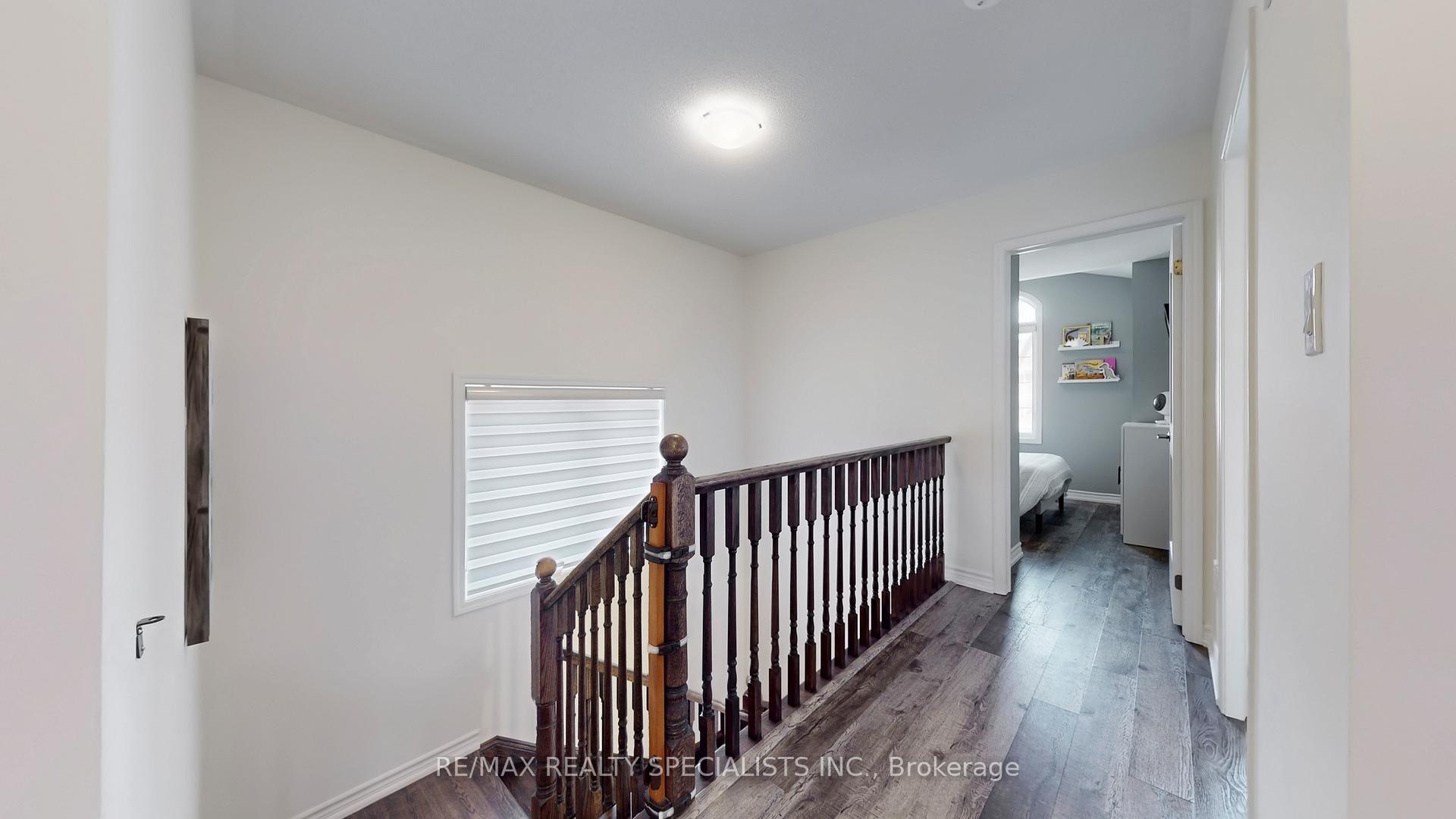 Photo 11 of 894 Cactus Point, Milton, Cobban — HOMEH