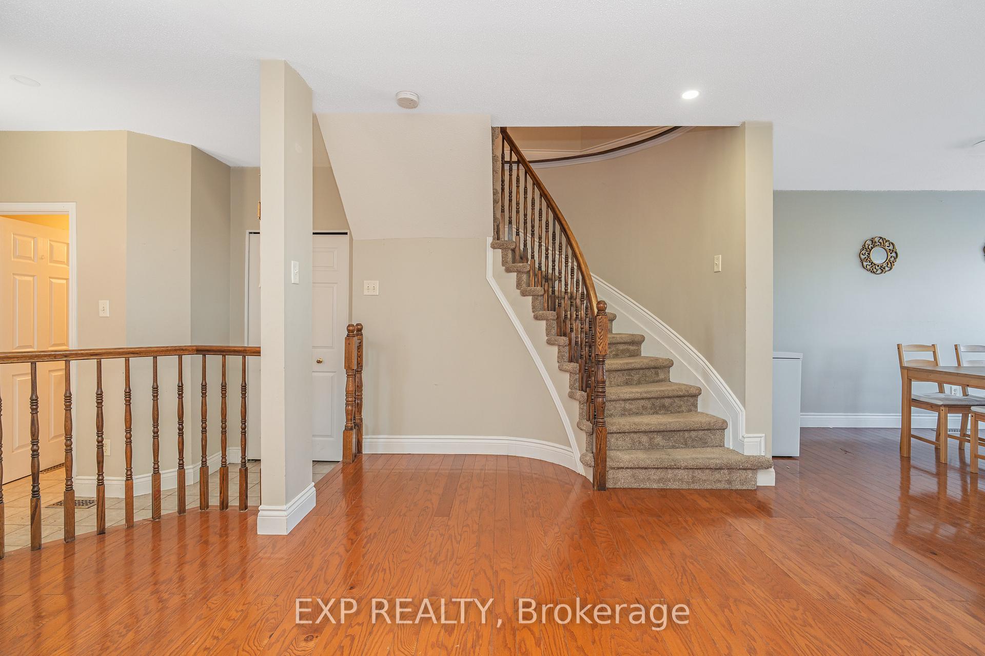 Photo 6 of 1089 Ballantyne Drive, Ottawa, Fallingbrook/Gardenway South — HOMEH